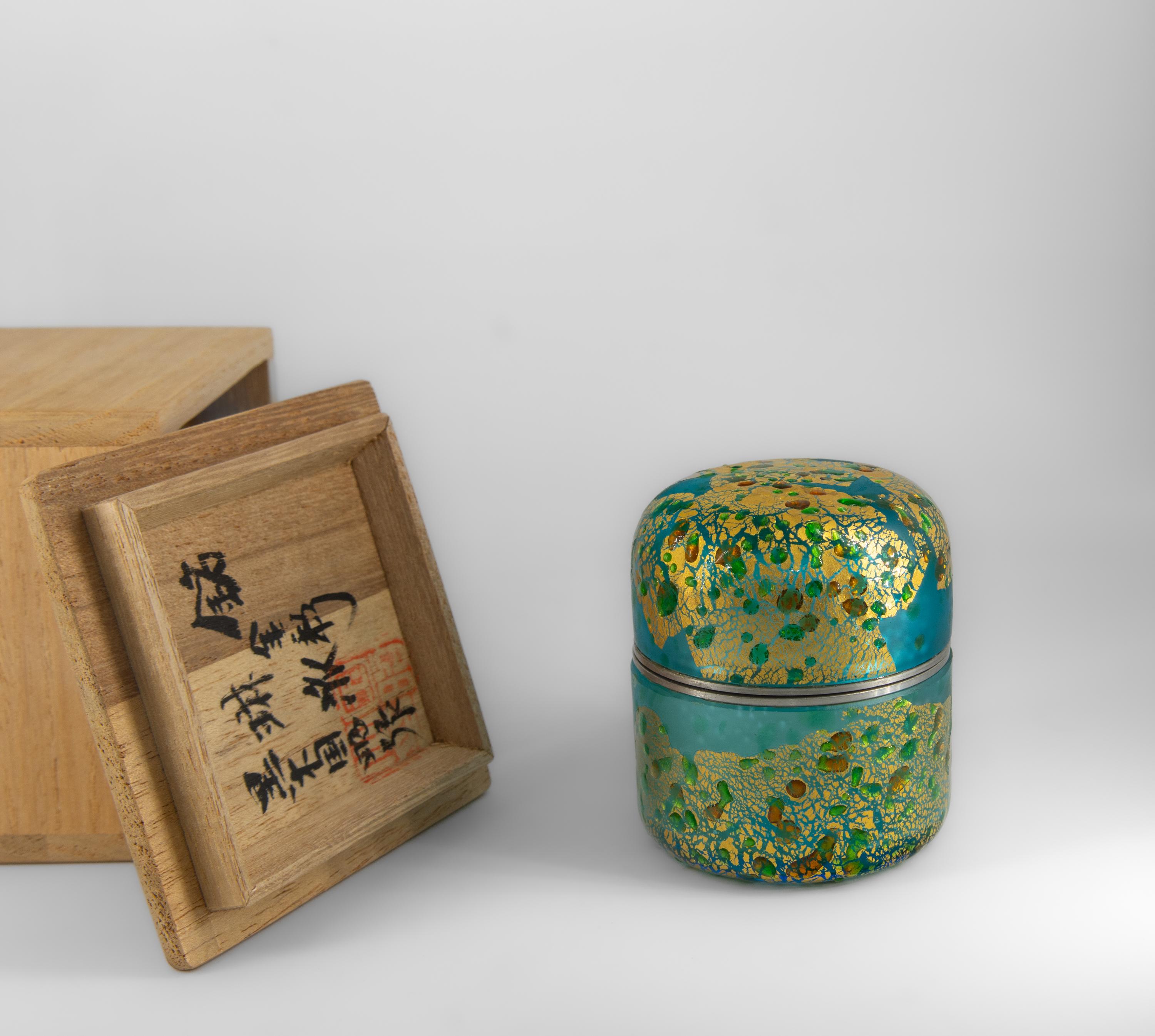 Modern Japanese Art Glass Natsume Tea Caddy By Kuniaki Kuroki Heisei Period