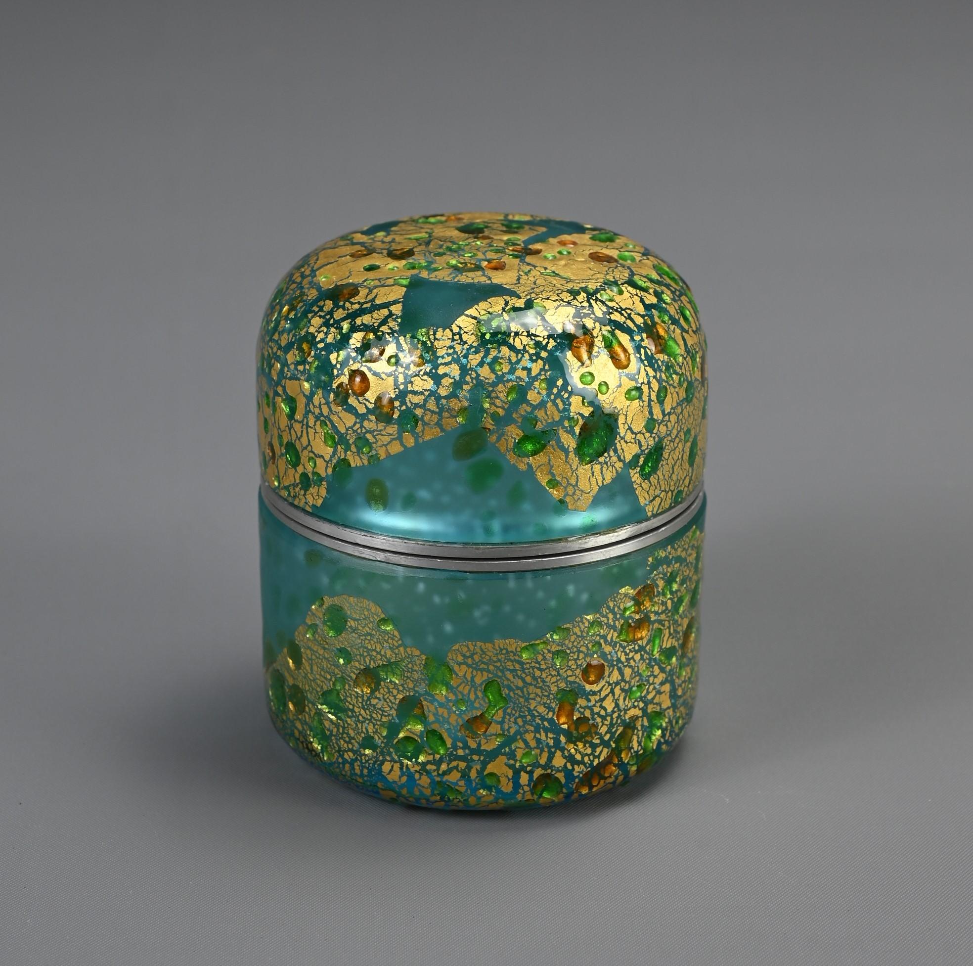 Contemporary Japanese Art Glass Natsume Tea Caddy By Kuniaki Kuroki Heisei Period