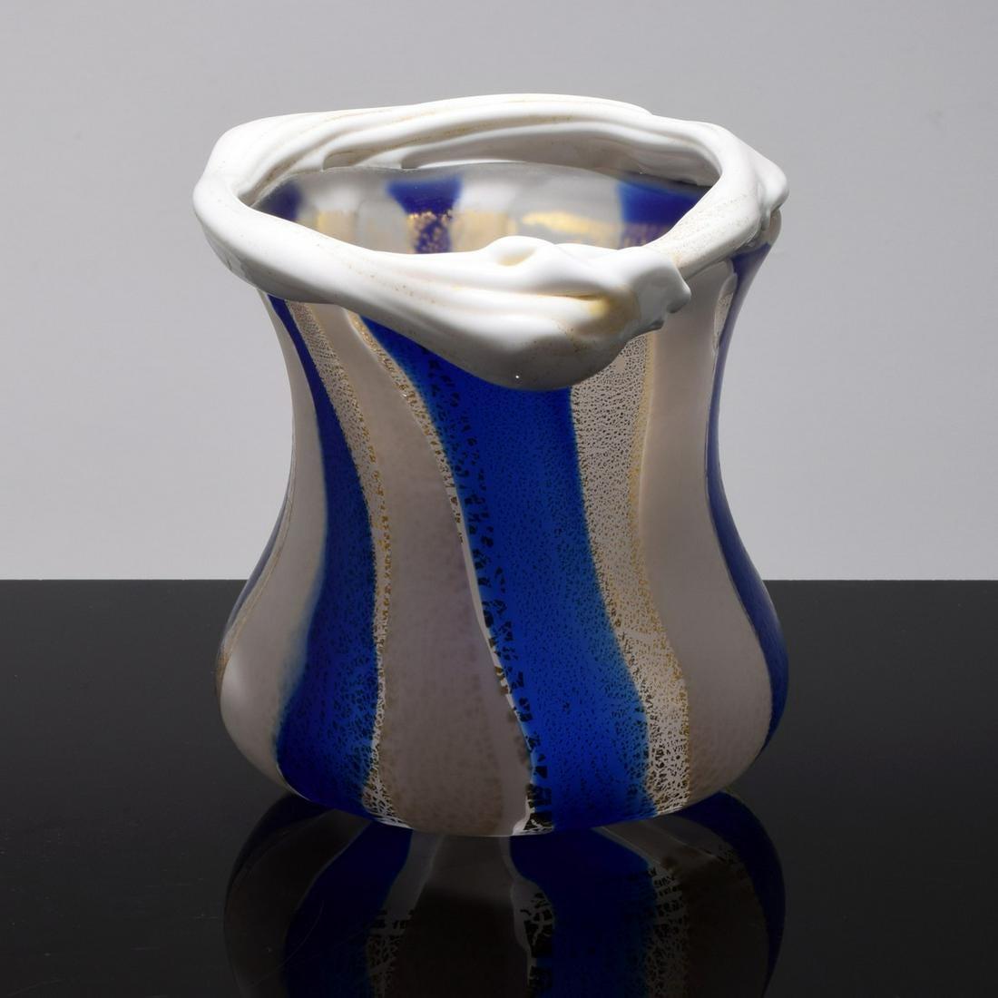 Japanese Art Glass Sculptural Vessel by Kyohei Fujita In Good Condition For Sale In Atlanta, GA