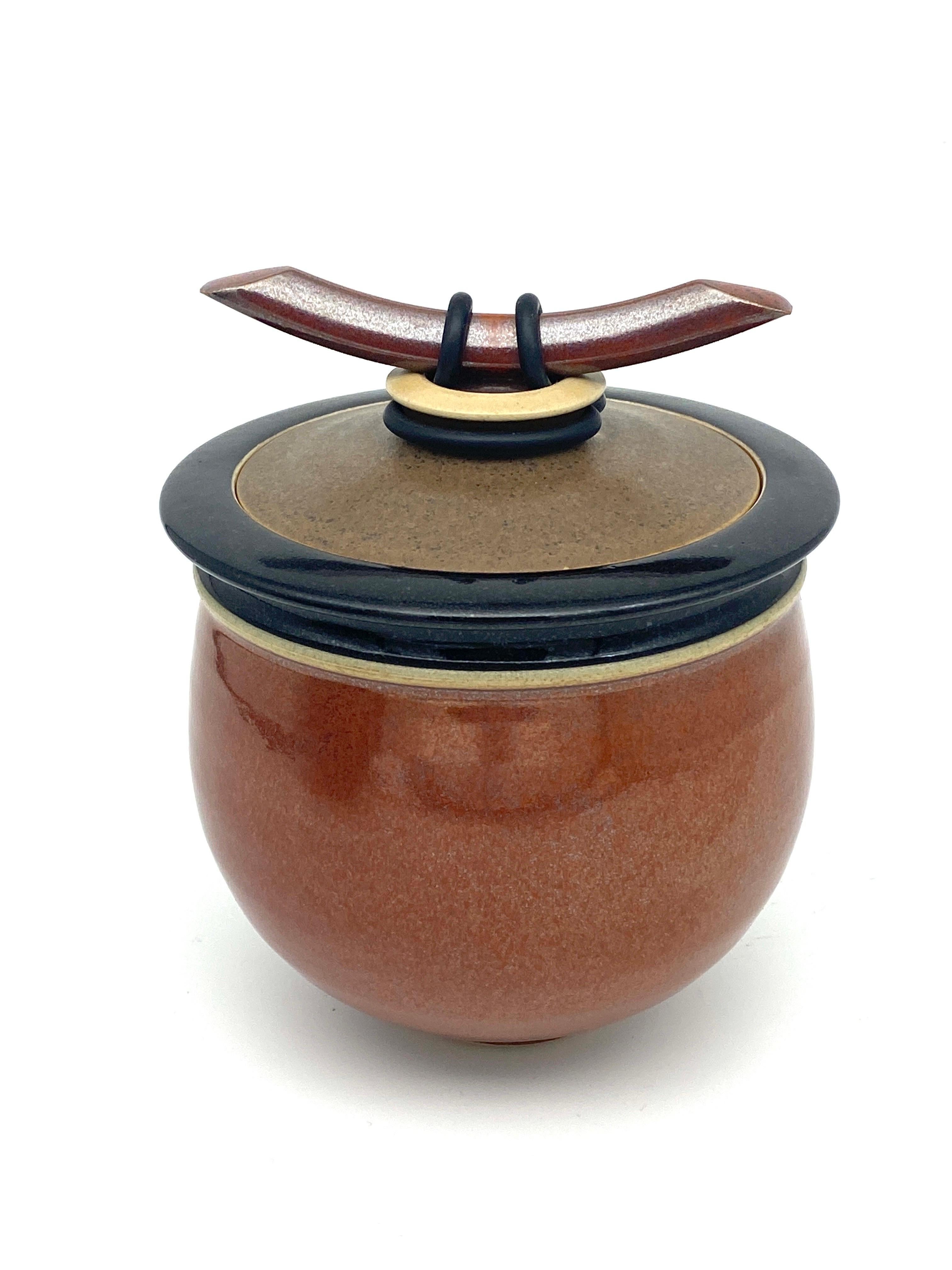 Late 20th Century Japanese Artist Ceramics by Jerry Johns German Art Pottery For Sale