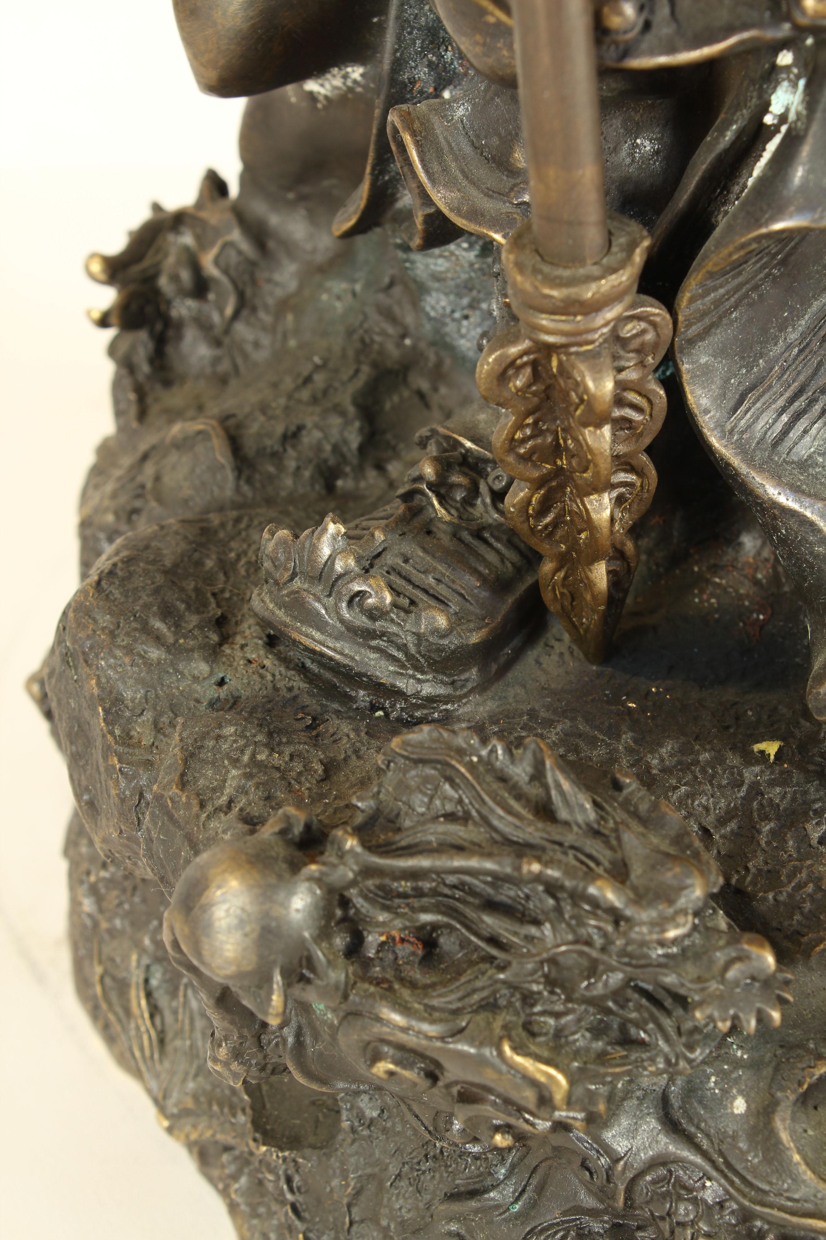 Artiste japonais, dieu de la guerre, 20e siècle, bronze en vente 3