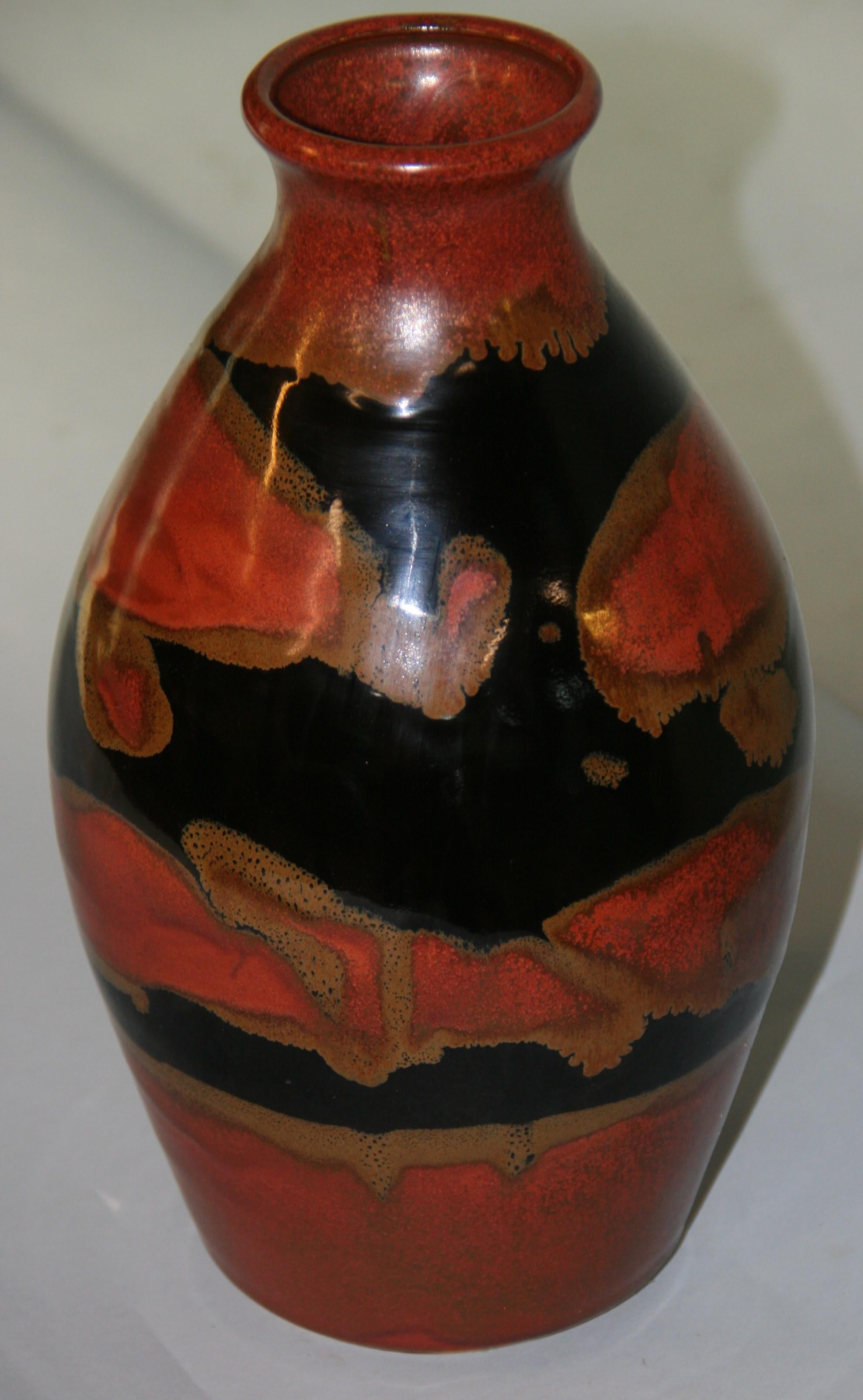 Vaso in ceramica smaltata realizzato da un artista giapponese in vendita 3