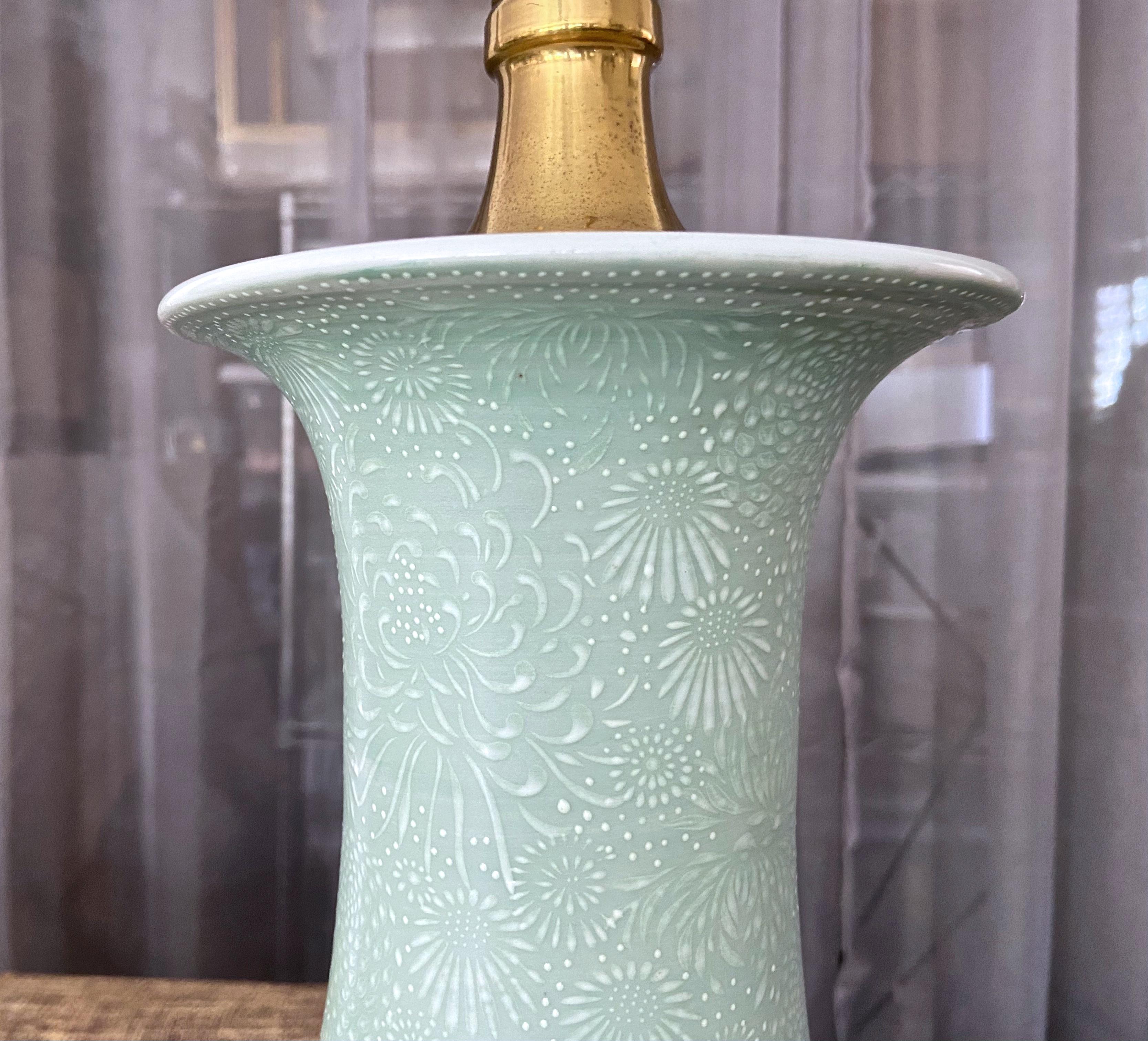 Japanese Asian 1930s Celadon Green Porcelain Table Lamp For Sale 3