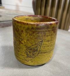 Japanese Asian Artisan Glazed Pottery Mingei Folk Art Wabi-Sabi Yunomi Teacup