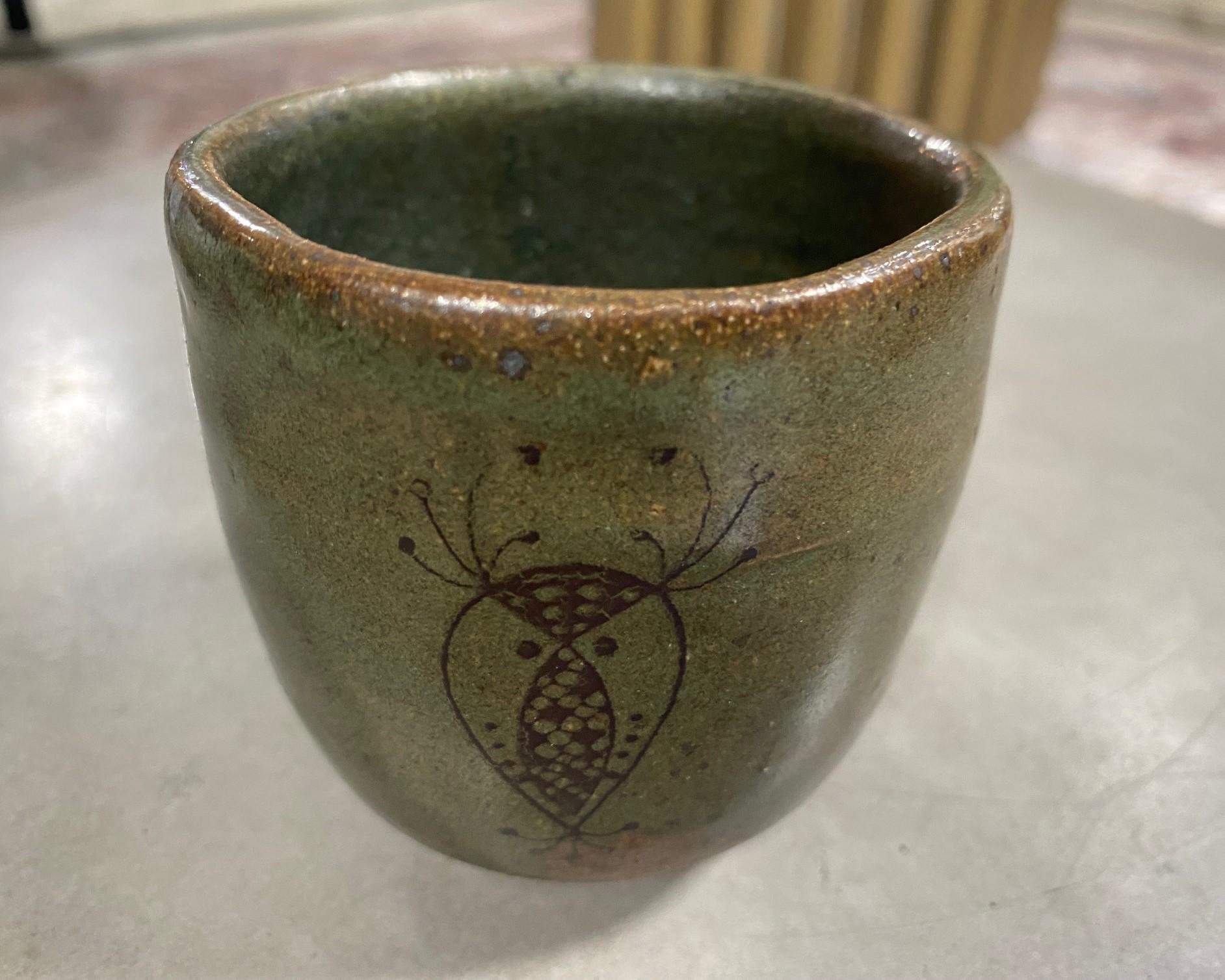 Japanese Asian Artisan Glazed Pottery Mingei Folk Art Wabi-Sabi Yunomi Teacup For Sale 2