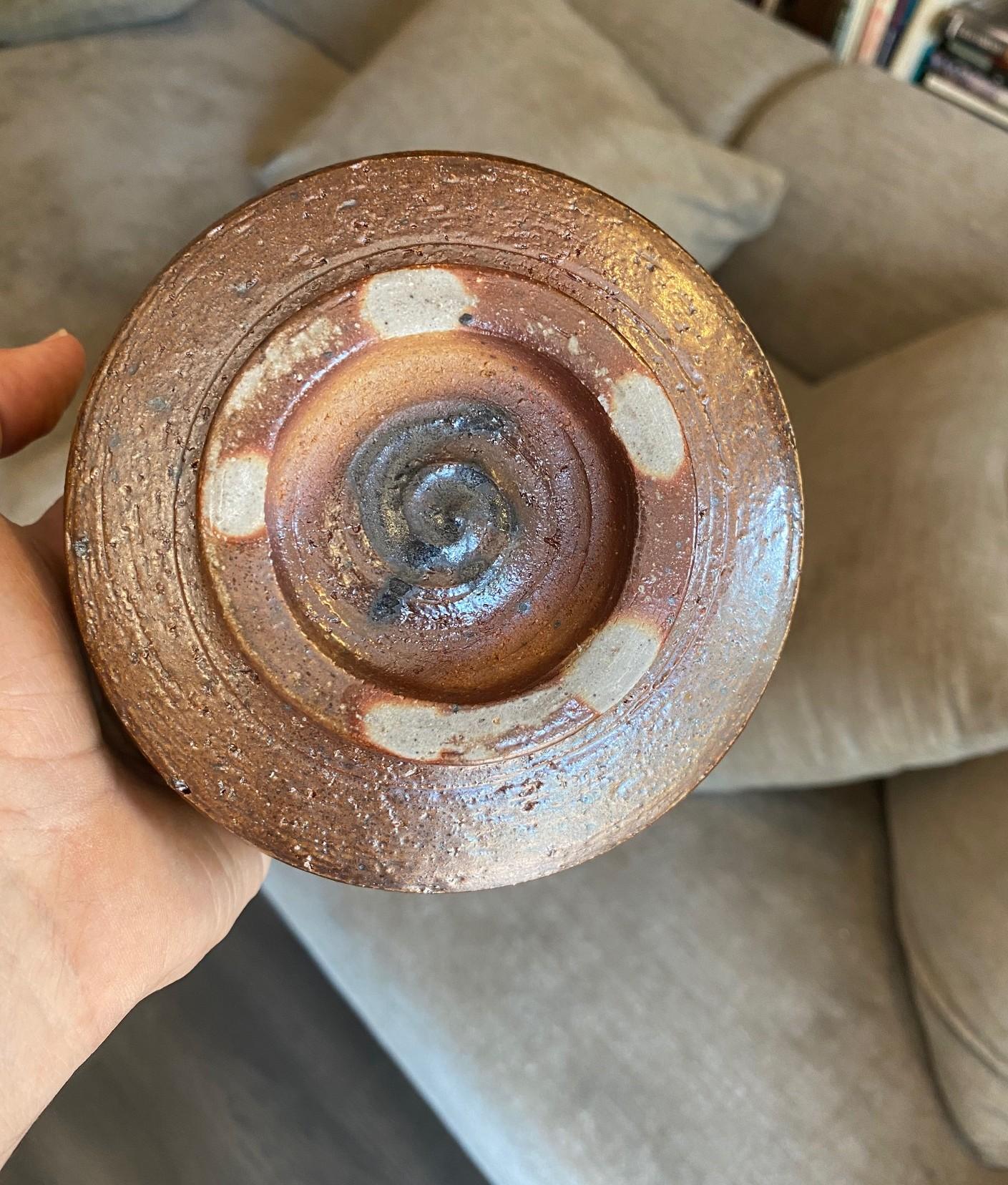 Tazón de té Chawan de cerámica asiática japonesa Bizen Yaki Wabi-Sabi Studio Pottery en venta 4