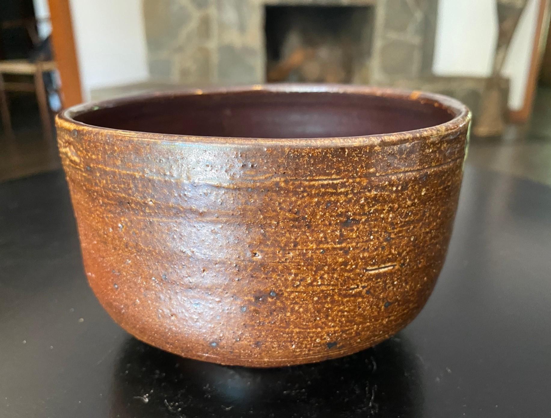 Tazón de té Chawan de cerámica asiática japonesa Bizen Yaki Wabi-Sabi Studio Pottery en Bueno estado para la venta en Studio City, CA