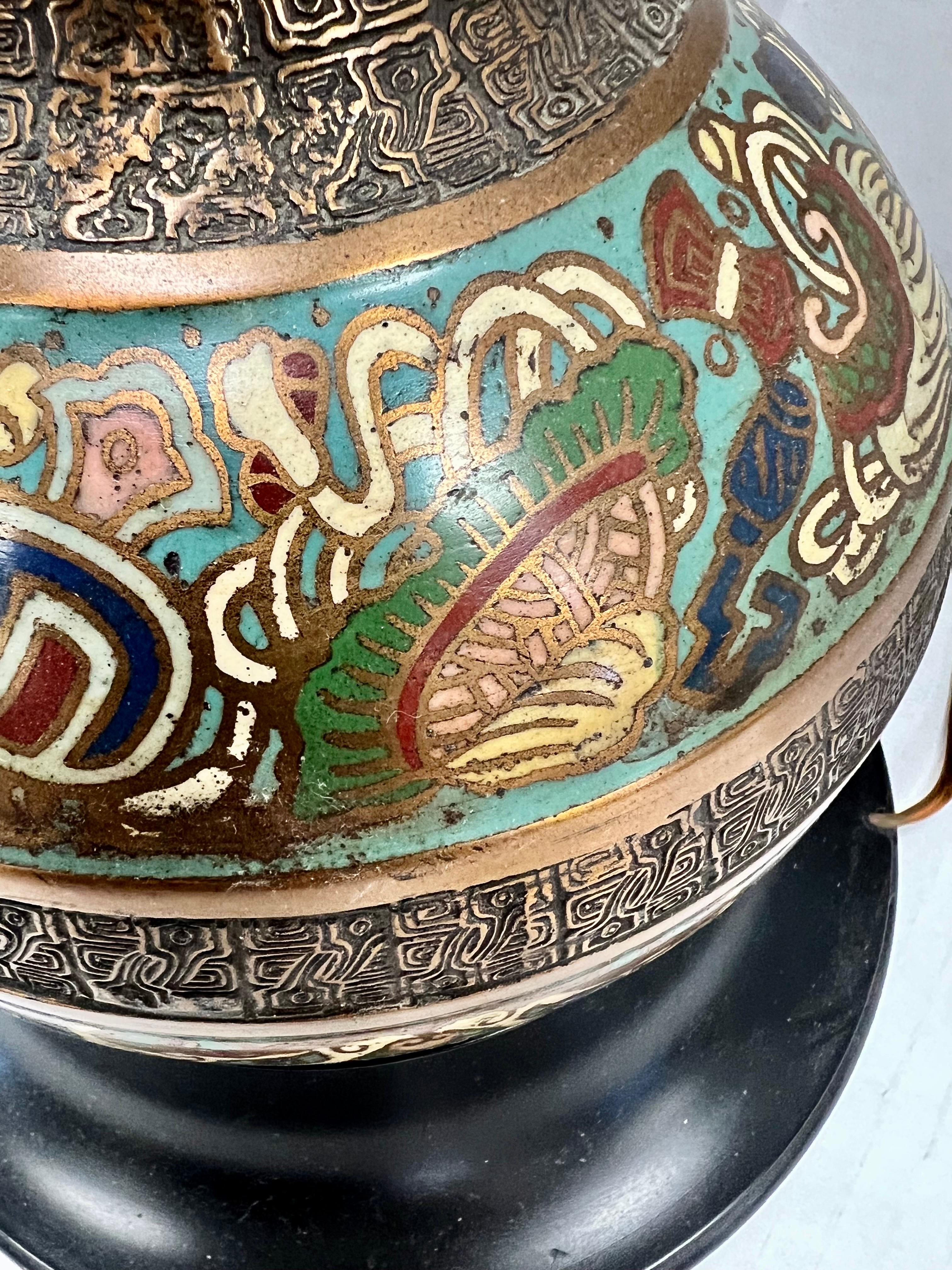 Japanese Asian Brass Champleve Cloissone Table Lamp In Good Condition In West Hartford, CT
