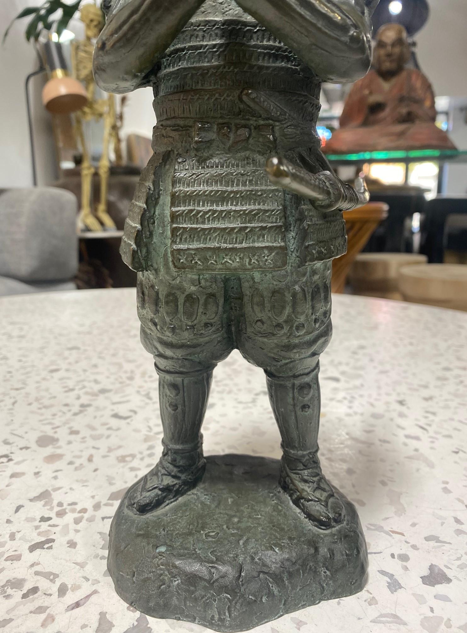 Japanese Asian Bronze Showa Meiji Samurai Warrior Sculpture Statue with Armor  In Good Condition For Sale In Studio City, CA