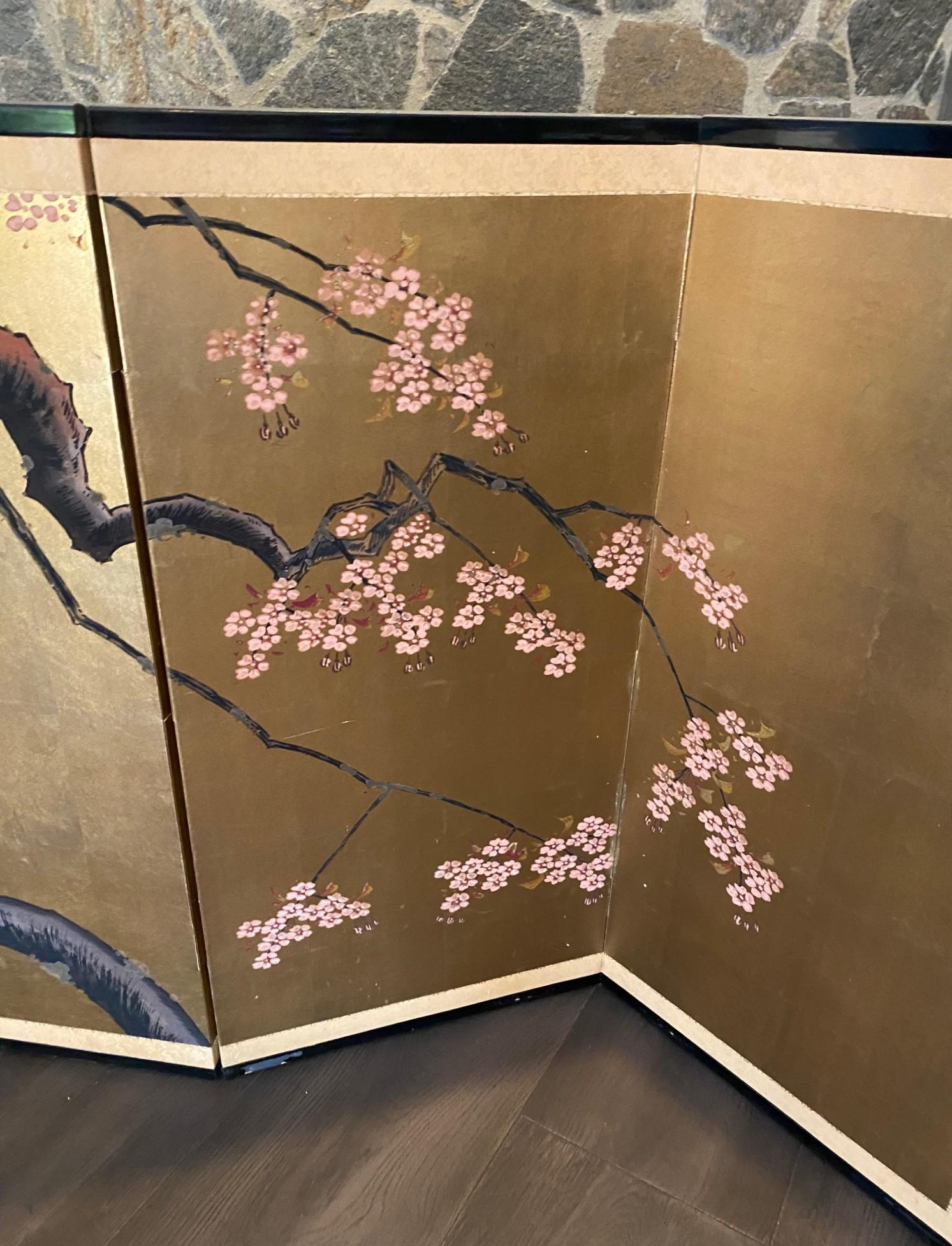Japanisch Asiatisch Signiert Vier-Panel Folding Byobu Showa Kirschblütenbaum Bildschirm im Zustand „Gut“ im Angebot in Studio City, CA