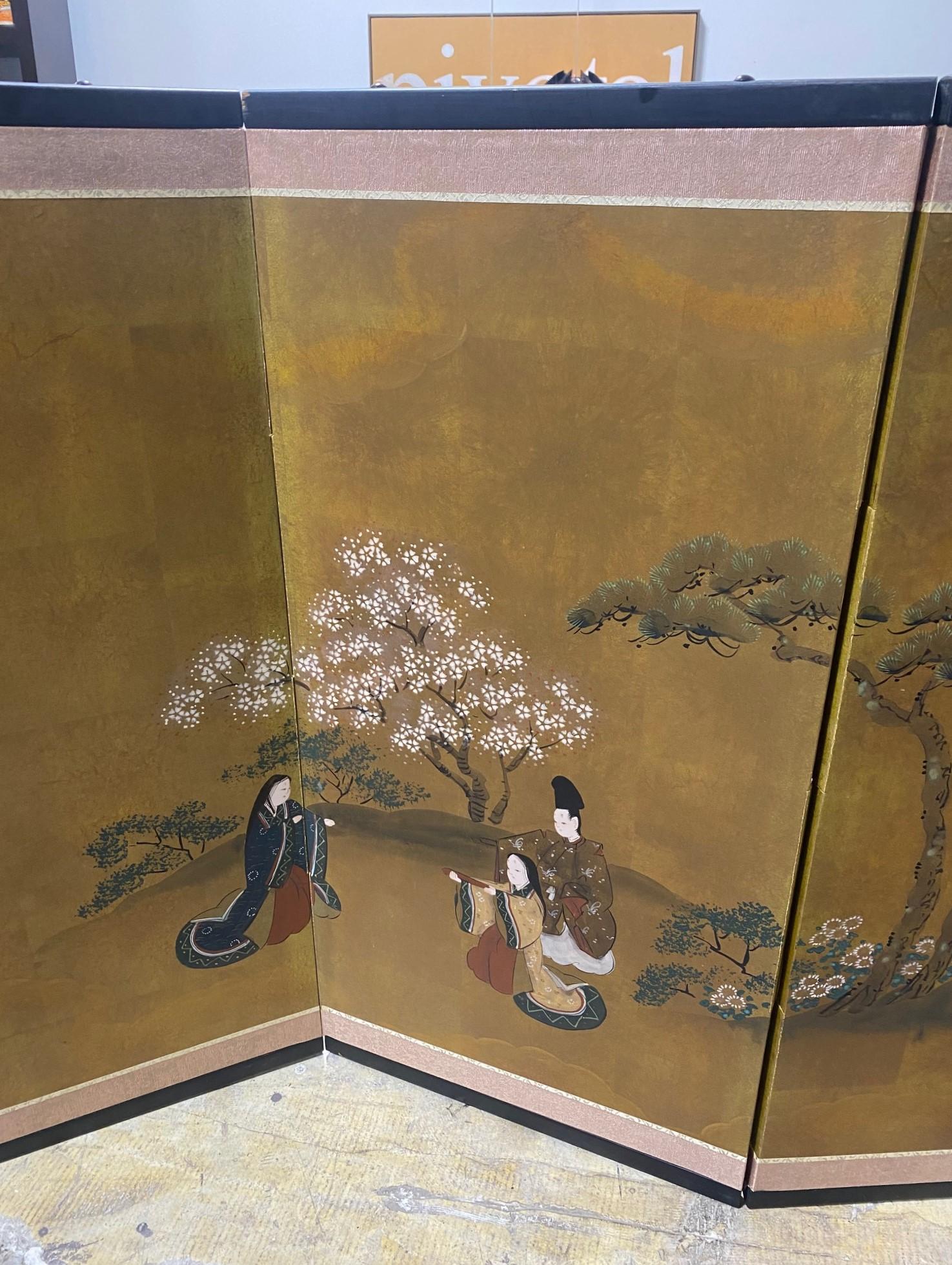 Biombo japonés asiático firmado Byobu Showa de cuatro paneles plegables Cuentos del Genji Hecho a mano en venta