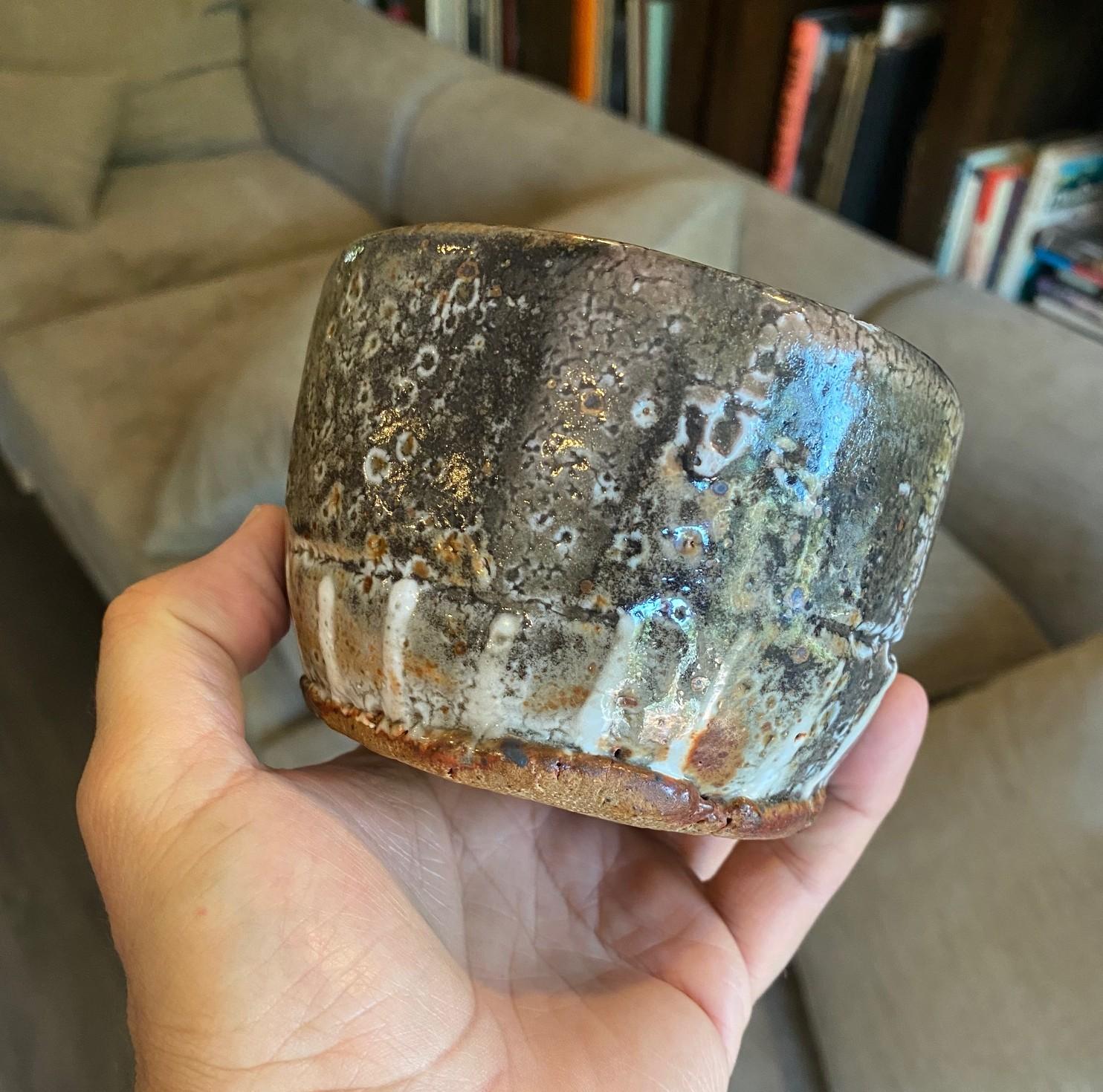 Bol à thé Chawan signé Studio Pottery Wabi-Sabi en céramique émaillée asiatique japonaise en vente 2