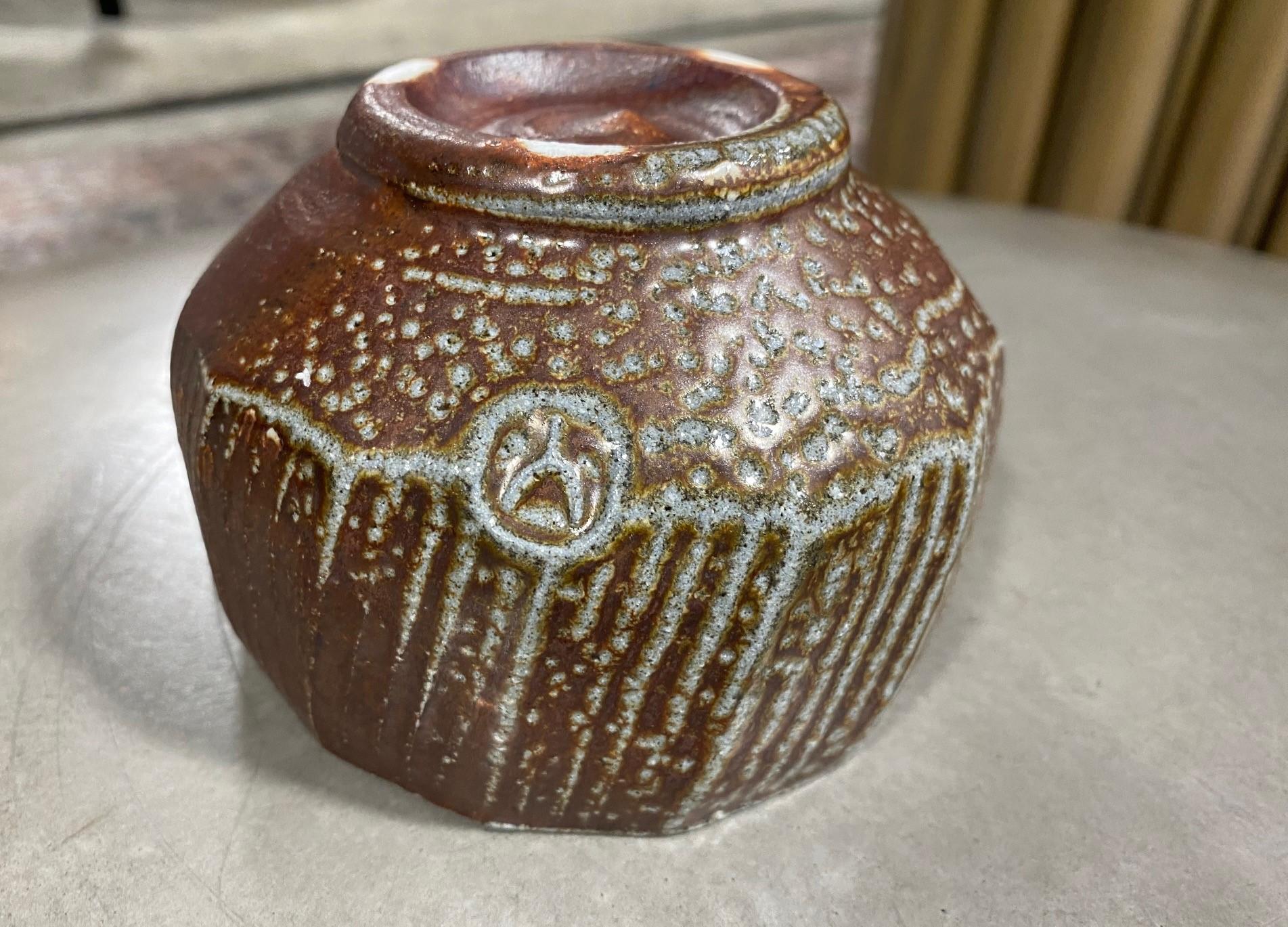 Japanese Asian Signed Studio Pottery Wabi-Sabi Ceramic Glazed Chawan Tea Bowl For Sale 6