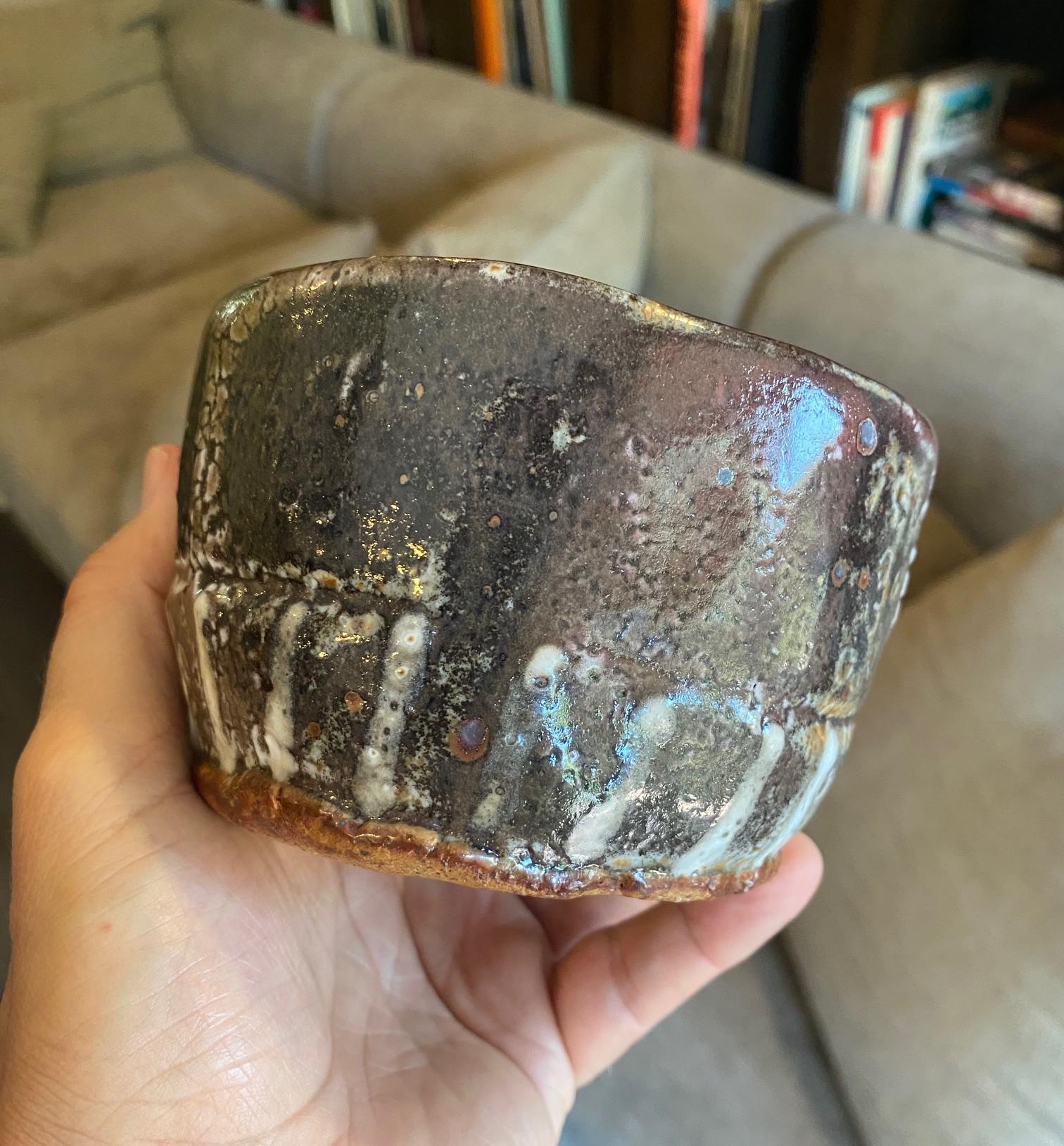 Bol à thé Chawan signé Studio Pottery Wabi-Sabi en céramique émaillée asiatique japonaise en vente 4