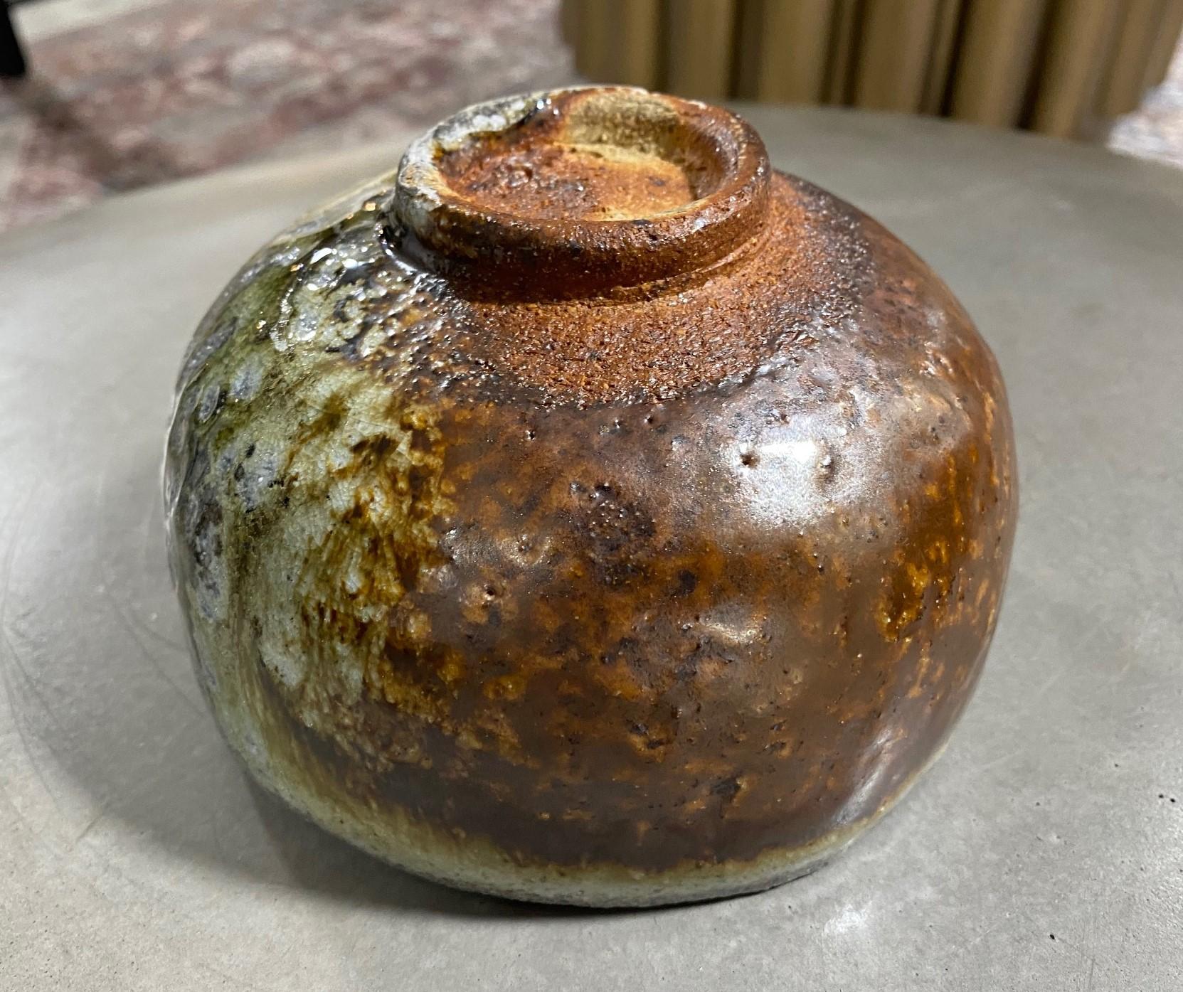 Japanese Asian Signed Studio Pottery Wabi-Sabi Ceramic Glazed Chawan Tea Bowl For Sale 7