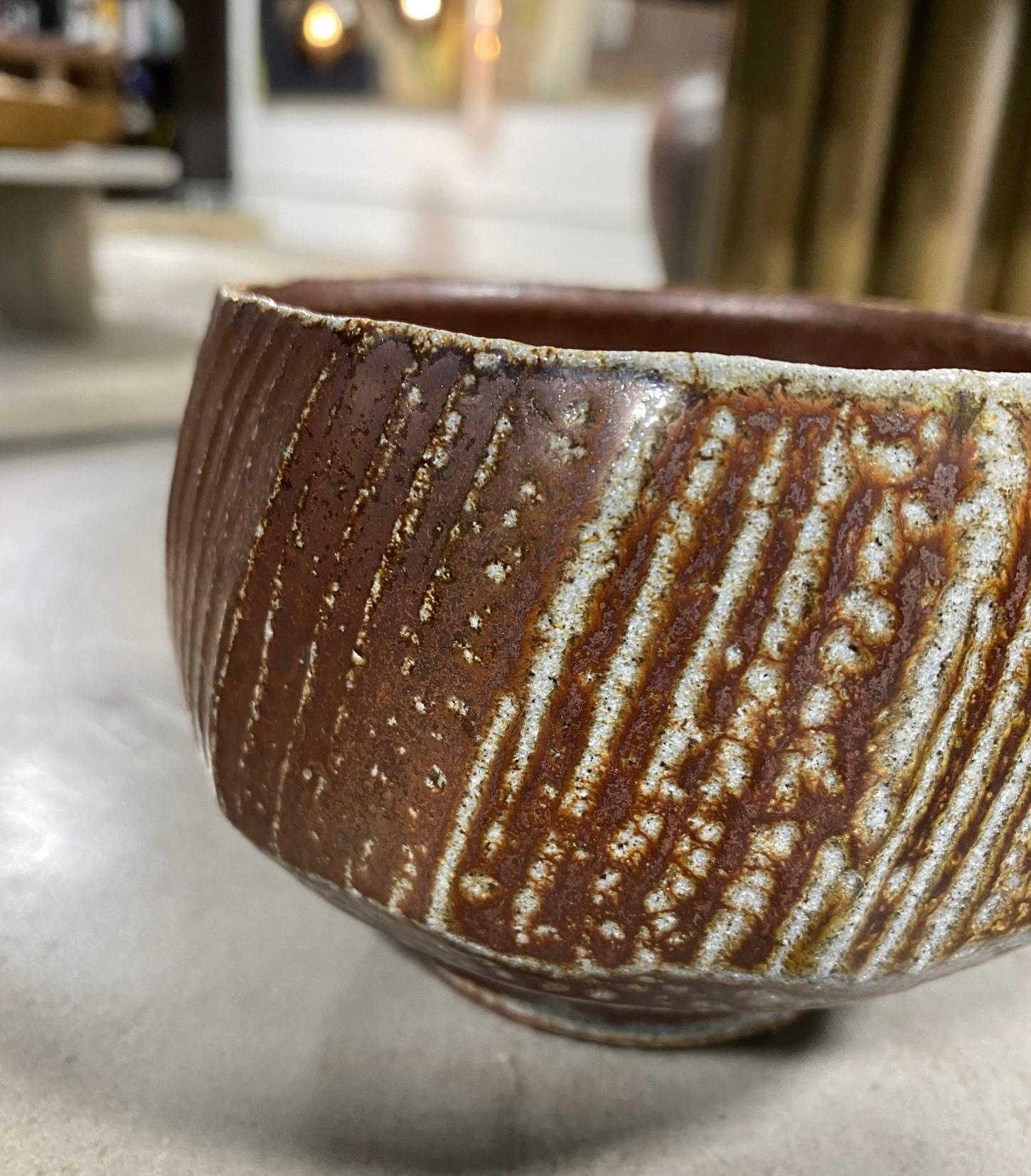 20th Century Japanese Asian Signed Studio Pottery Wabi-Sabi Ceramic Glazed Chawan Tea Bowl For Sale