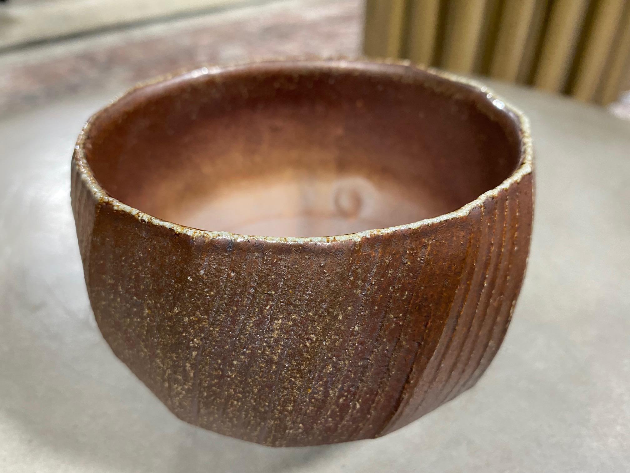 Japanese Asian Signed Studio Pottery Wabi-Sabi Ceramic Glazed Chawan Tea Bowl For Sale 3