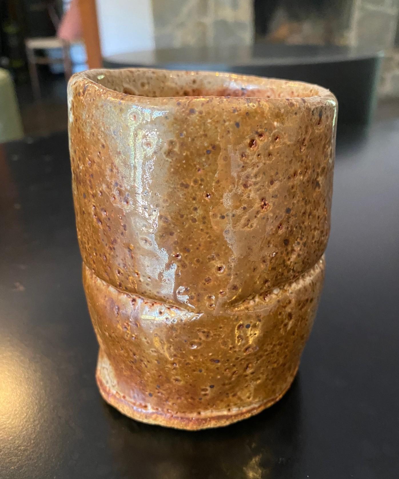Japanese Asian Signed Studio Pottery Wabi-Sabi Ceramic Glazed Chawan Tea Cup In Good Condition For Sale In Studio City, CA