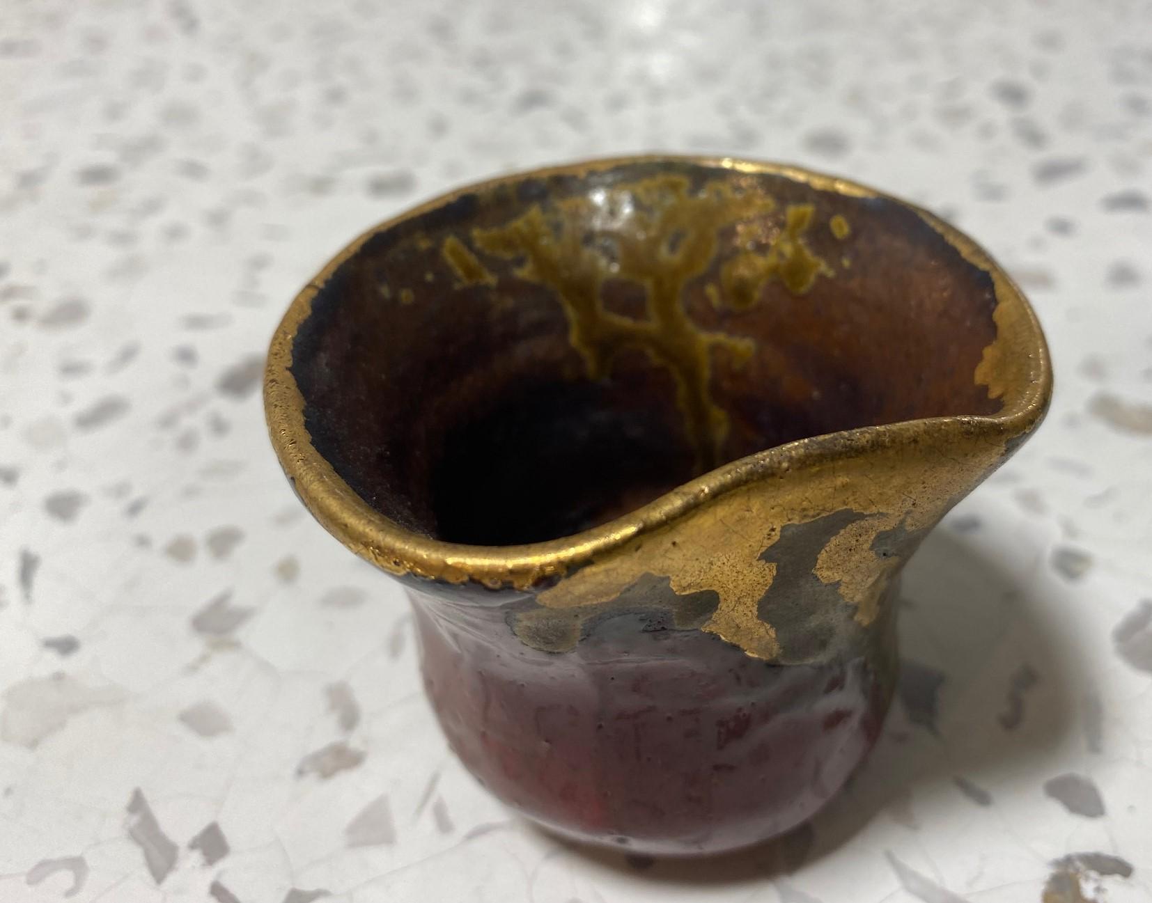 Earthenware Japanese Asian Signed Studio Pottery Wabi-Sabi Red & Gold Glazed Yunomi Teacup For Sale