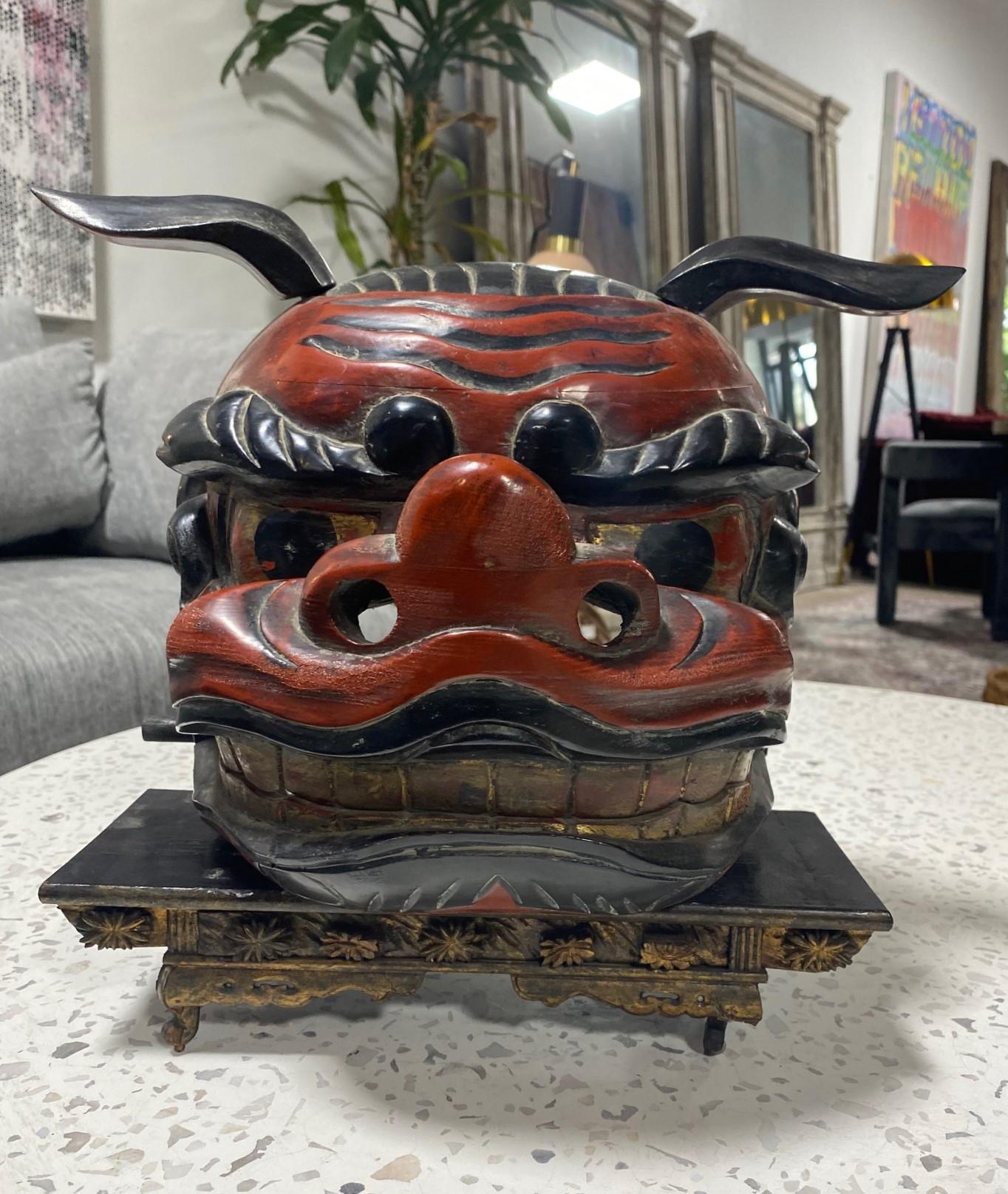 Japanische asiatische Shi Shishi Mai Löwe Tanz Gashira Noh Maske-Skulptur aus Holz im Angebot 13