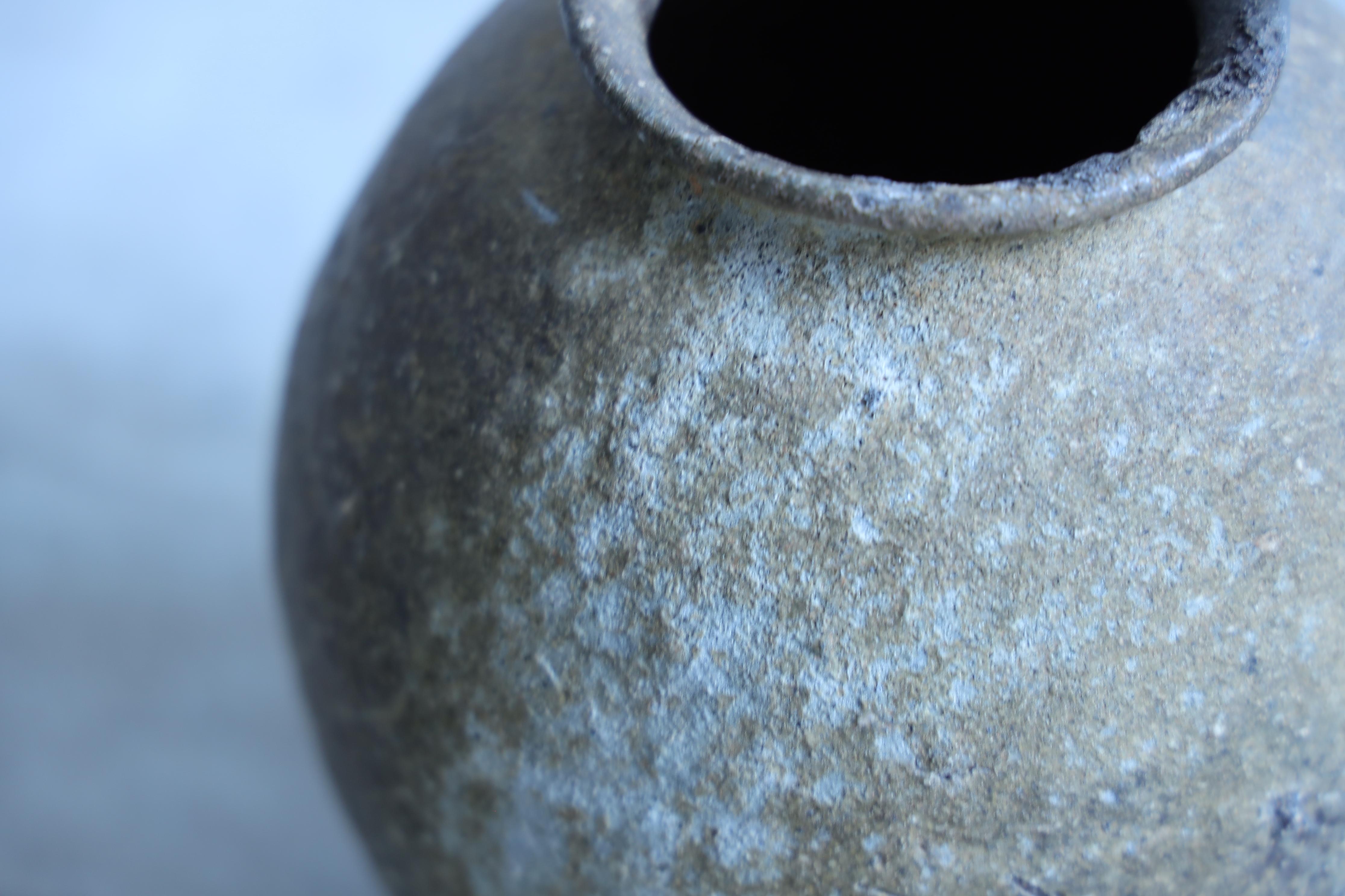 Japanese Autique Vase, Pottery, Wabi-Sabi For Sale 2