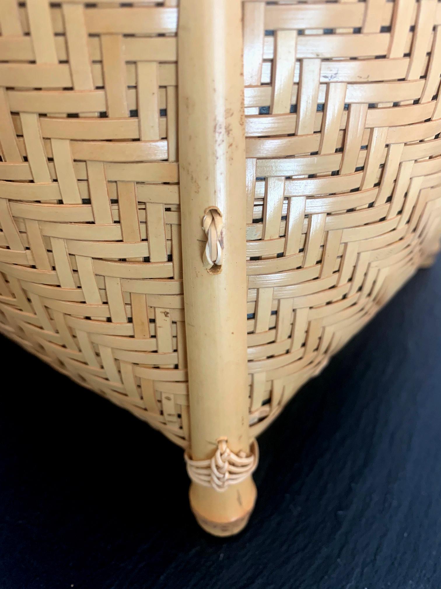 20th Century Japanese Bamboo Basket by Higashi Takesonosai For Sale