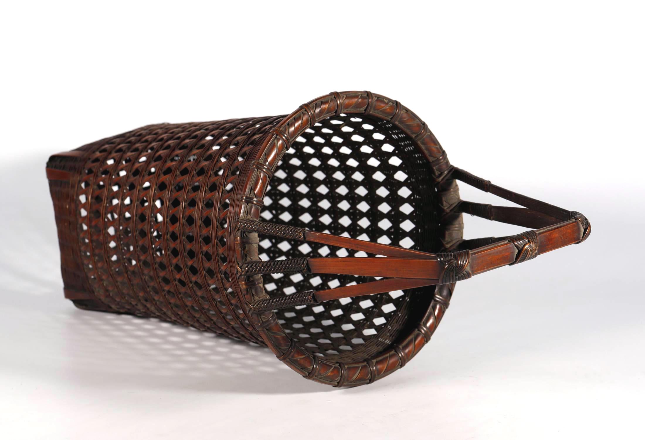 Japonisme Japanese Bamboo Basket Ikebana by Yamashita Kochikusai For Sale