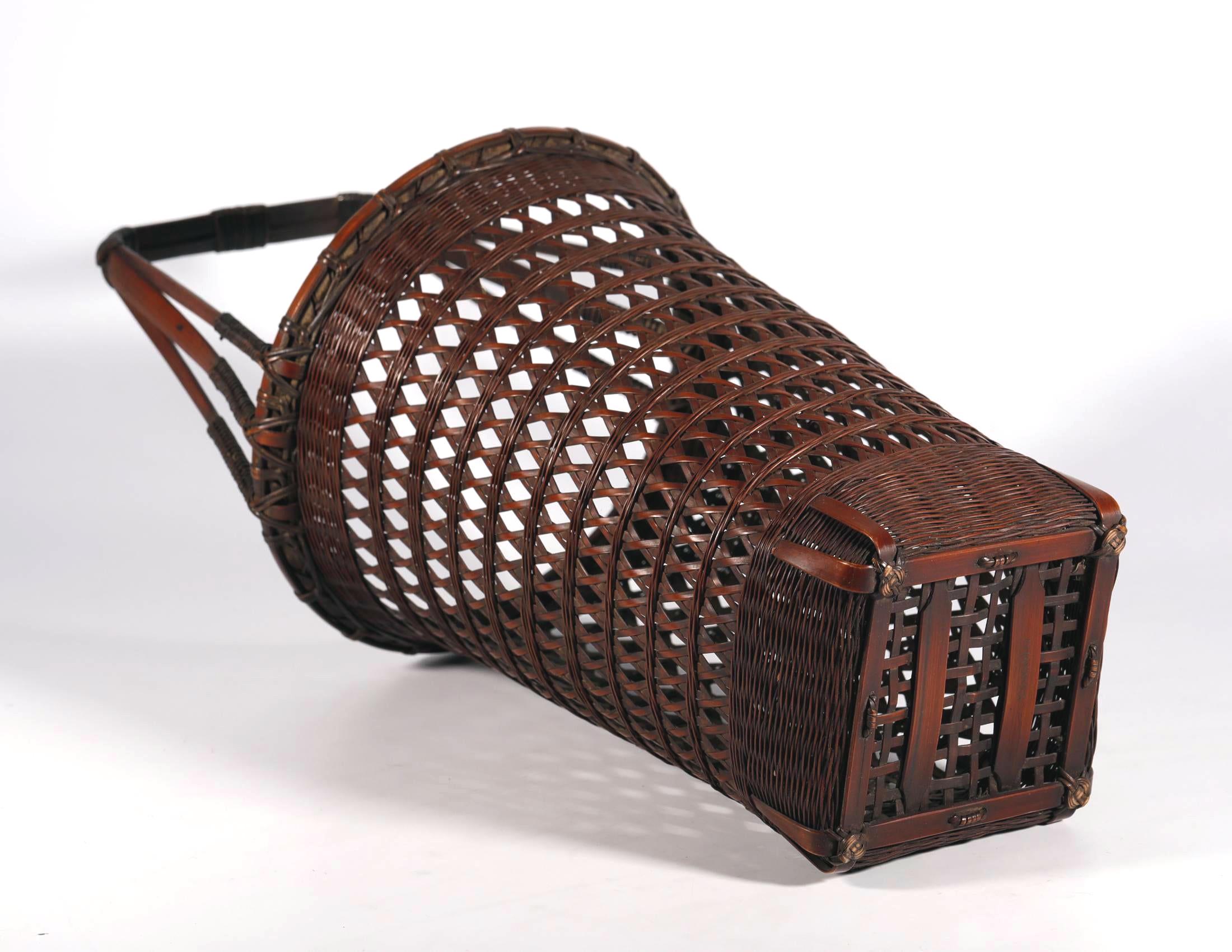 Hand-Woven Japanese Bamboo Basket Ikebana by Yamashita Kochikusai For Sale