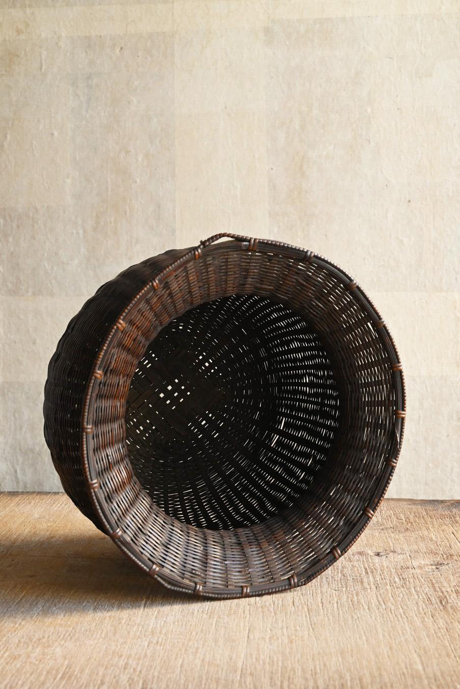 Meiji Japanese Bamboo Knitting Antique Flower Basket / Bamboo Vase/1868-1920