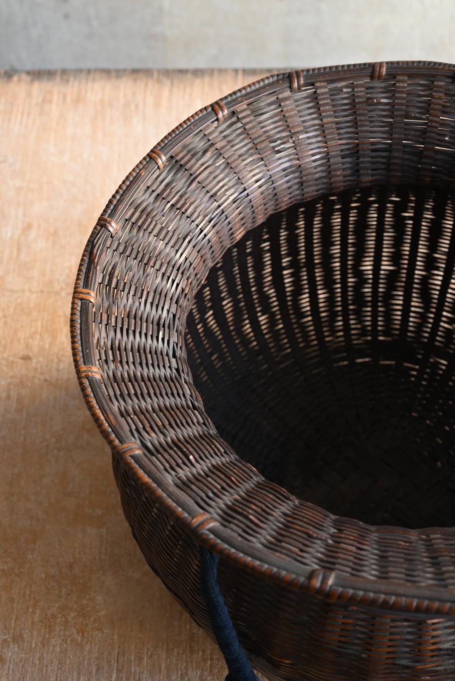 Japanese Bamboo Knitting Antique Flower Basket / Bamboo Vase/1868-1920 1