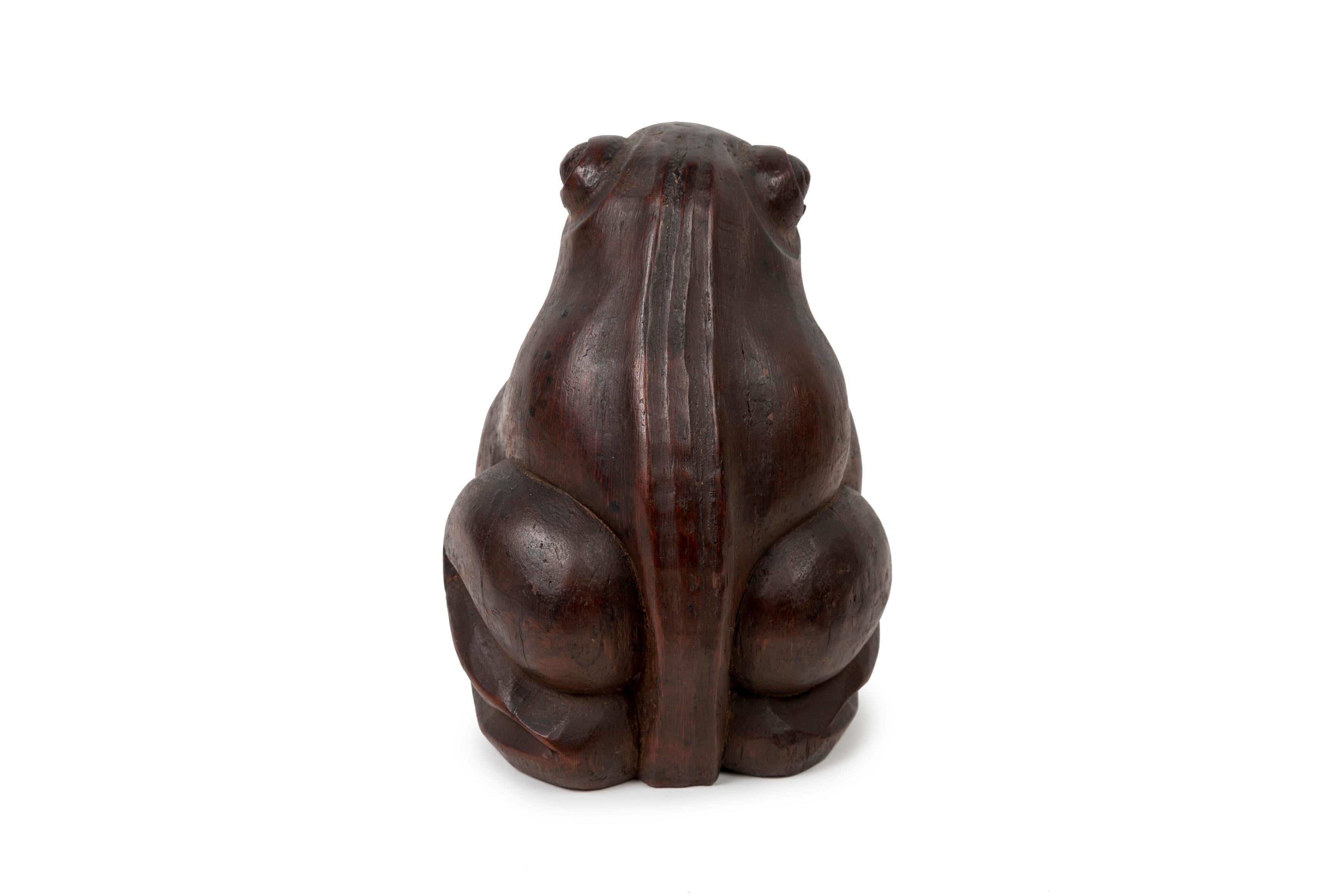 20th Century Japanese bamboo sculpture of a seated toad realised in the rhizome For Sale