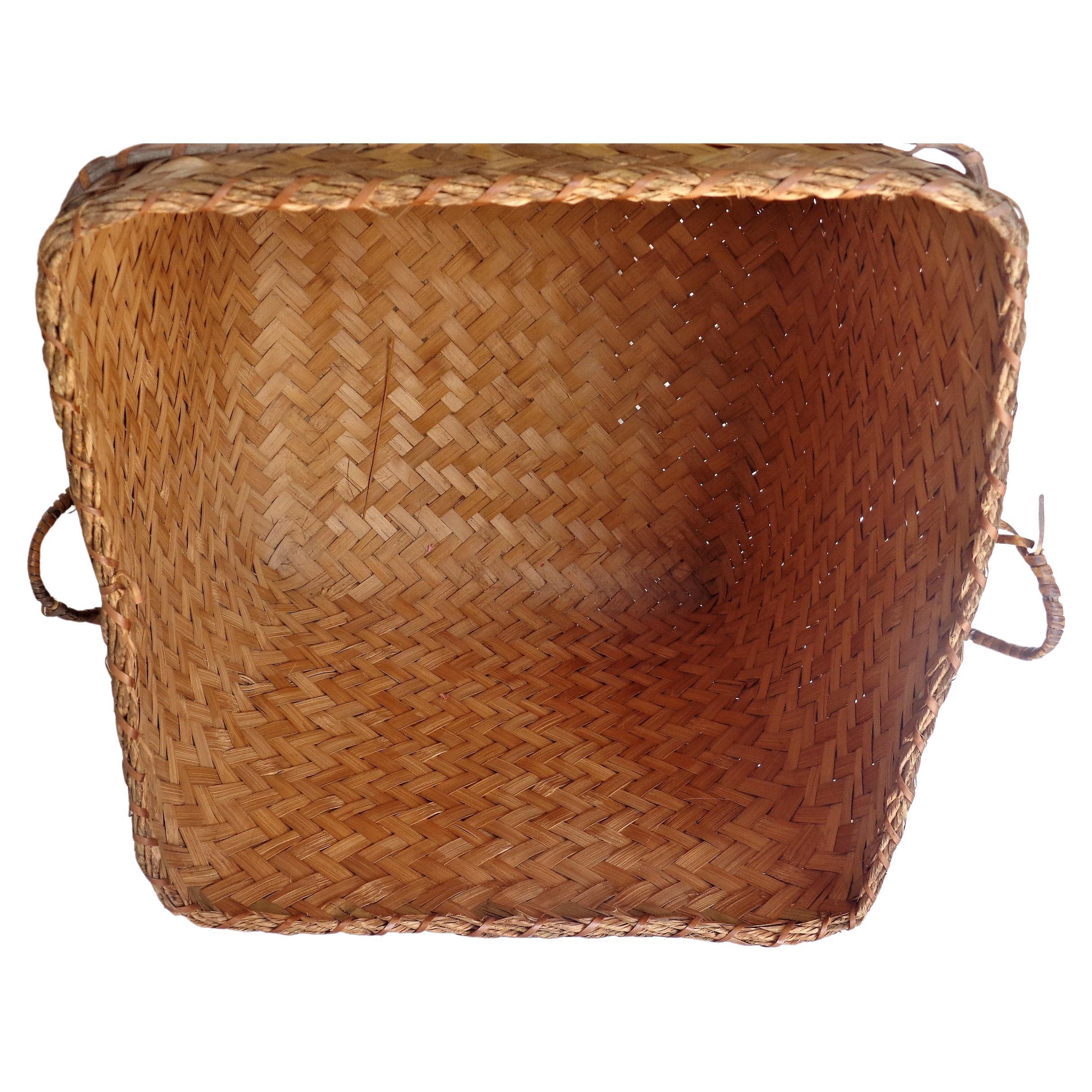 Japanese Bamboo Woven Rattan Lidded Storage Basket 3