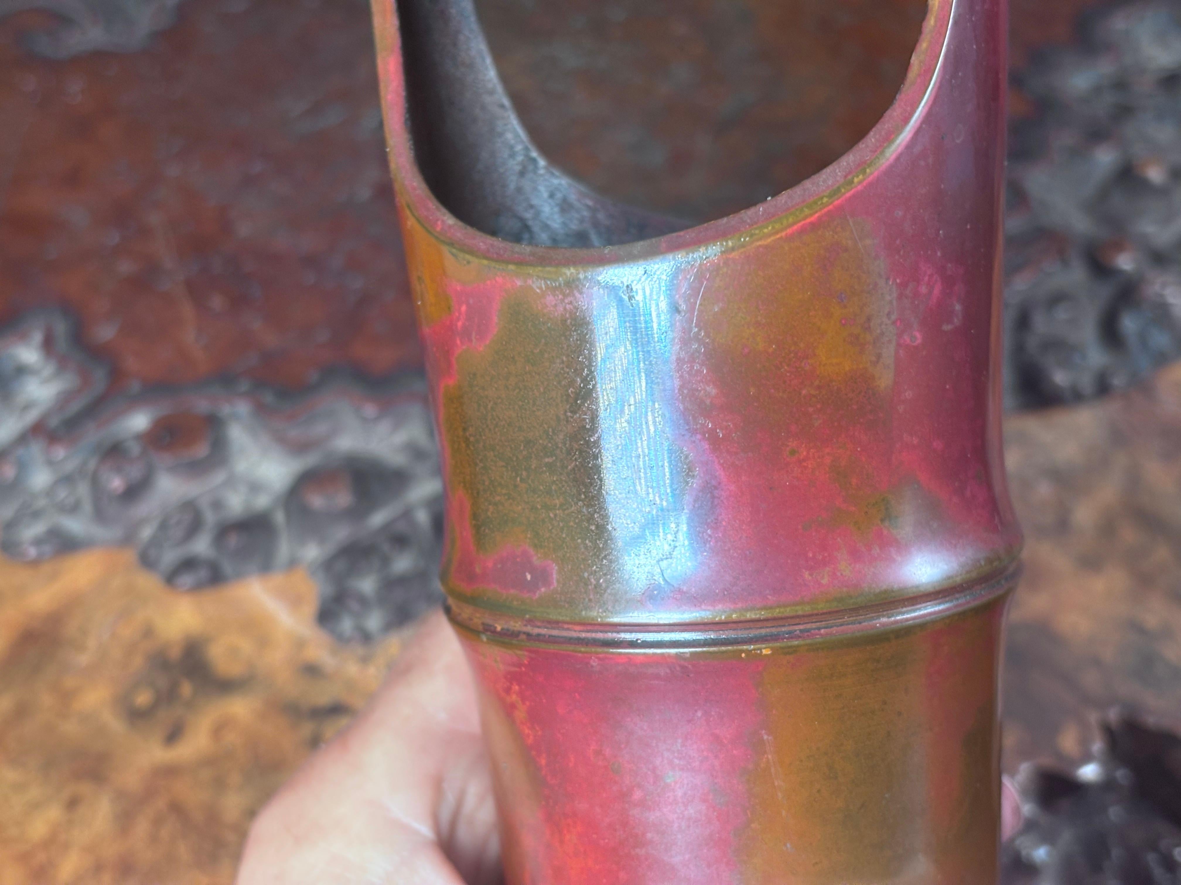 Magnifique vase Ikebana japonais ancien en bronze en forme de bambou - trouvaille rare en vente 2