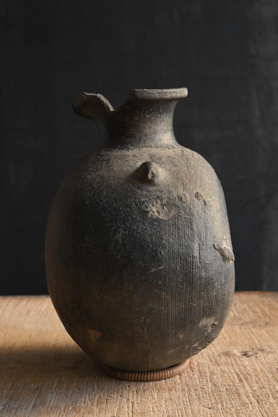 Schöne antike japanische Keramik/Sue-Keramik/Auchkeramik/Um das 9. Jahrhundert/Excavated Vase im Zustand „Gut“ im Angebot in Sammu-shi, Chiba