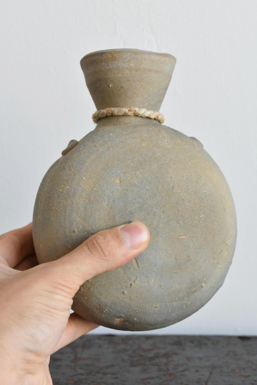 Hand-Crafted Japanese Beautiful Antique Pottery/Sue Pottery/Early 9th Century/Excavated Vase