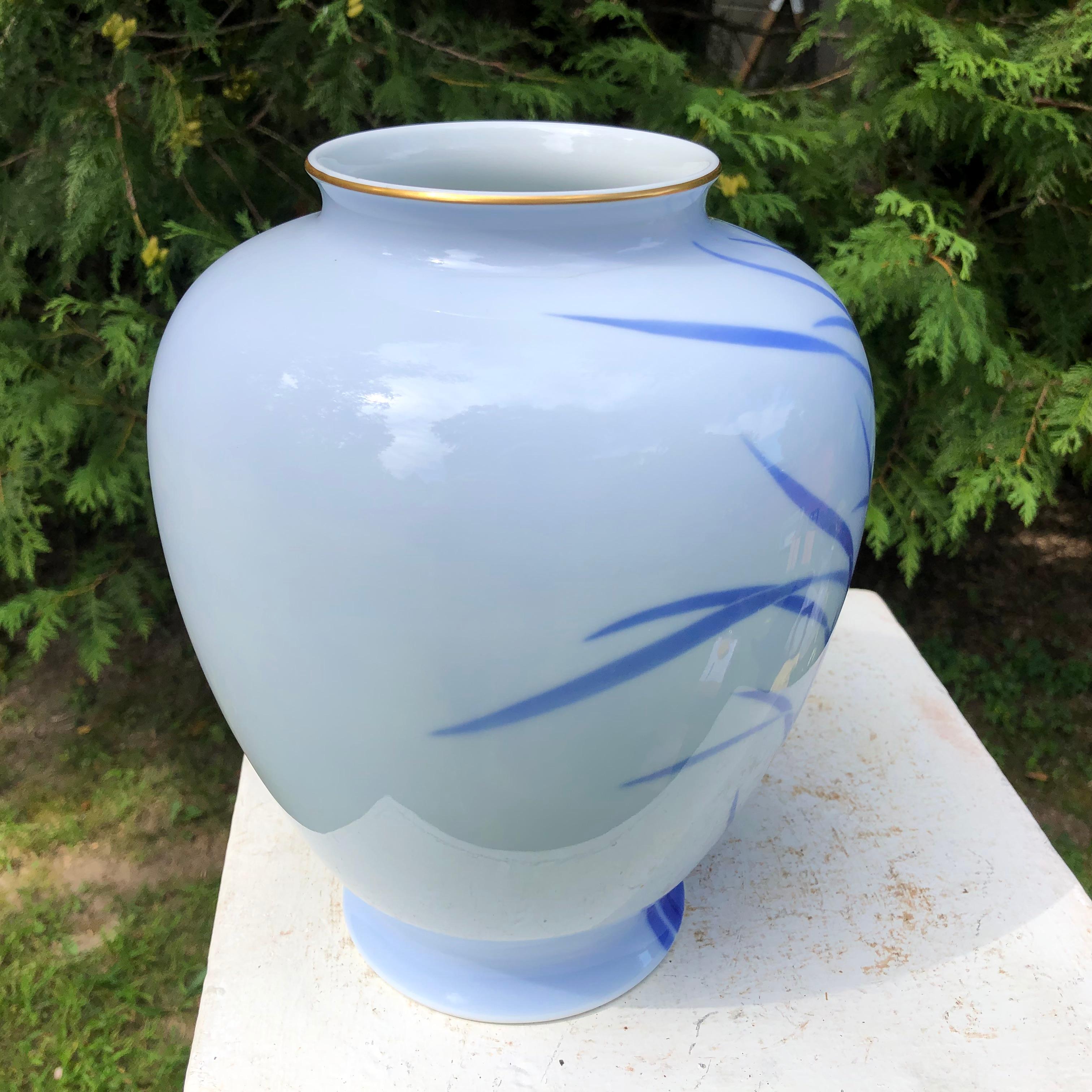 Japanese Big Antique Blue and White Iris Vase Hand Painted, Signed Box 3