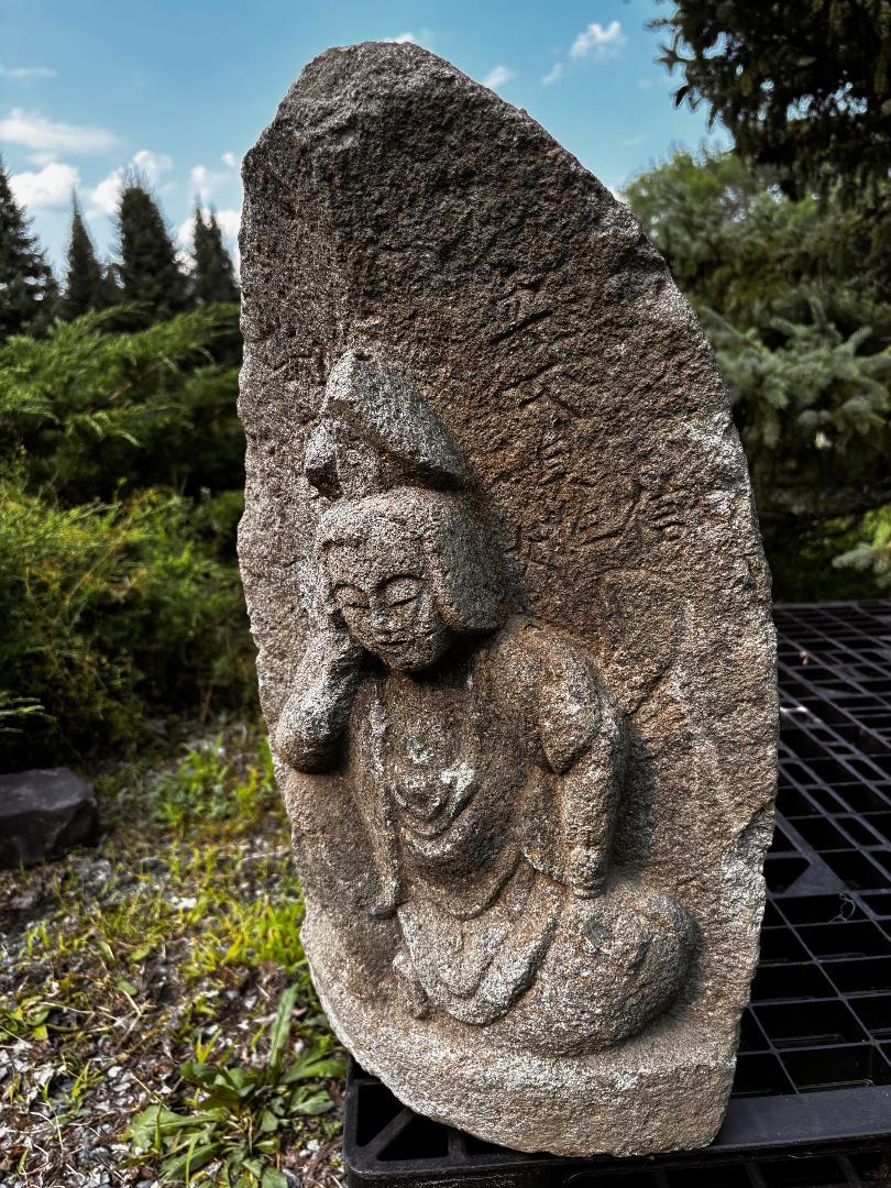 Japanese Big Antique Stone Garden Kanon Guan Yin in Royal Ease 19thc 26 Inches In Good Condition In South Burlington, VT