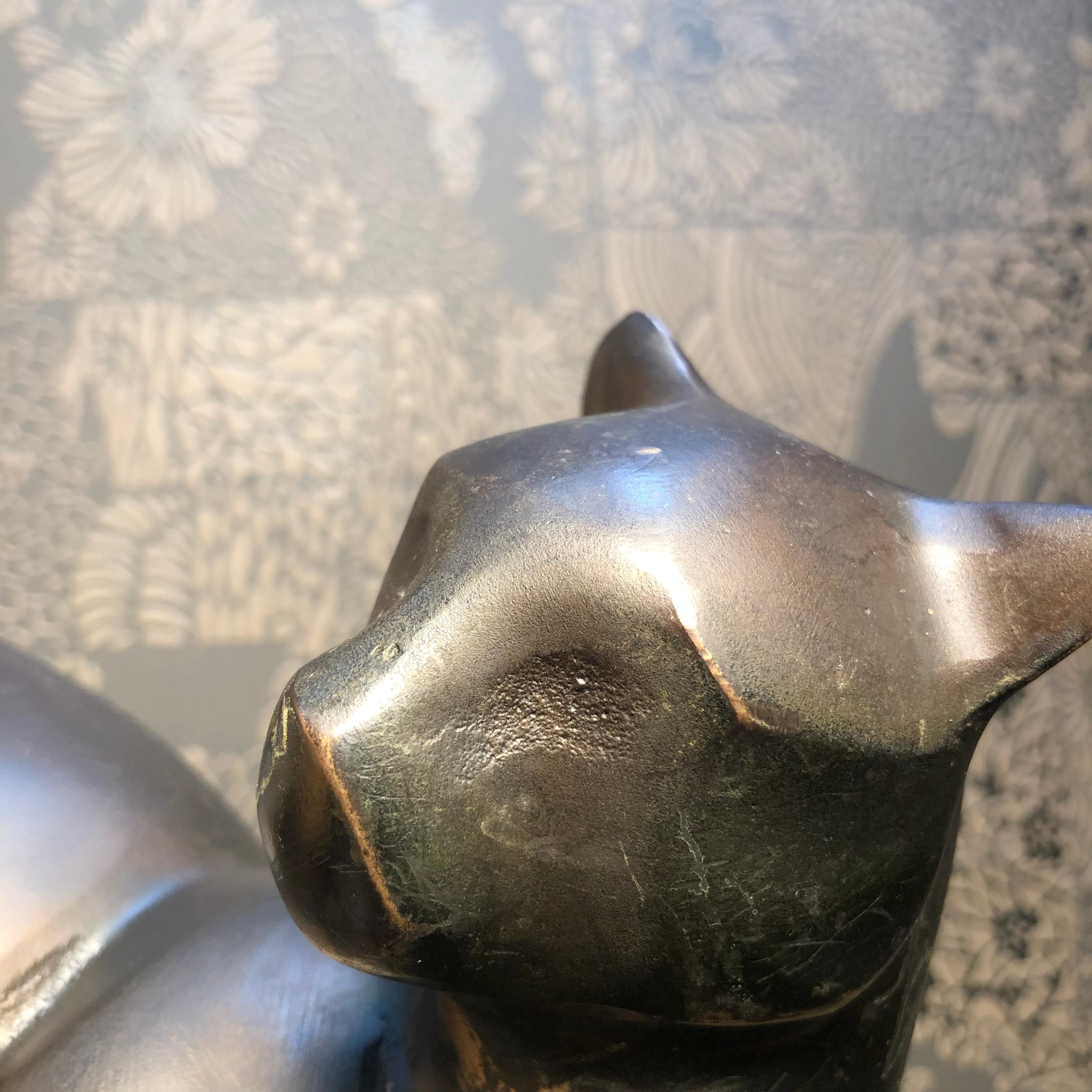 20th Century Japanese Big Hand Cast Bronze Cat Charming Art Deco Lines and Fine Details
