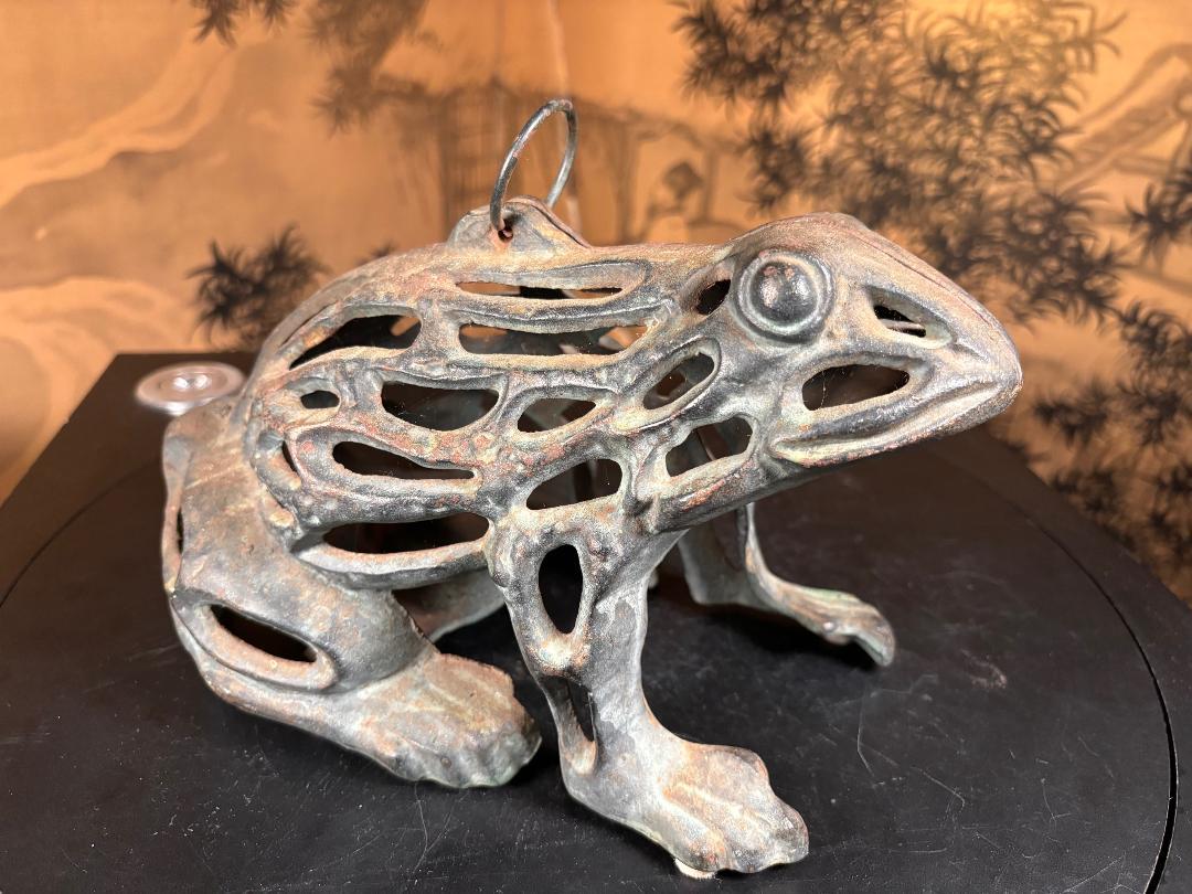 Lanterne d'éclairage japonaise Big Old Frog 1