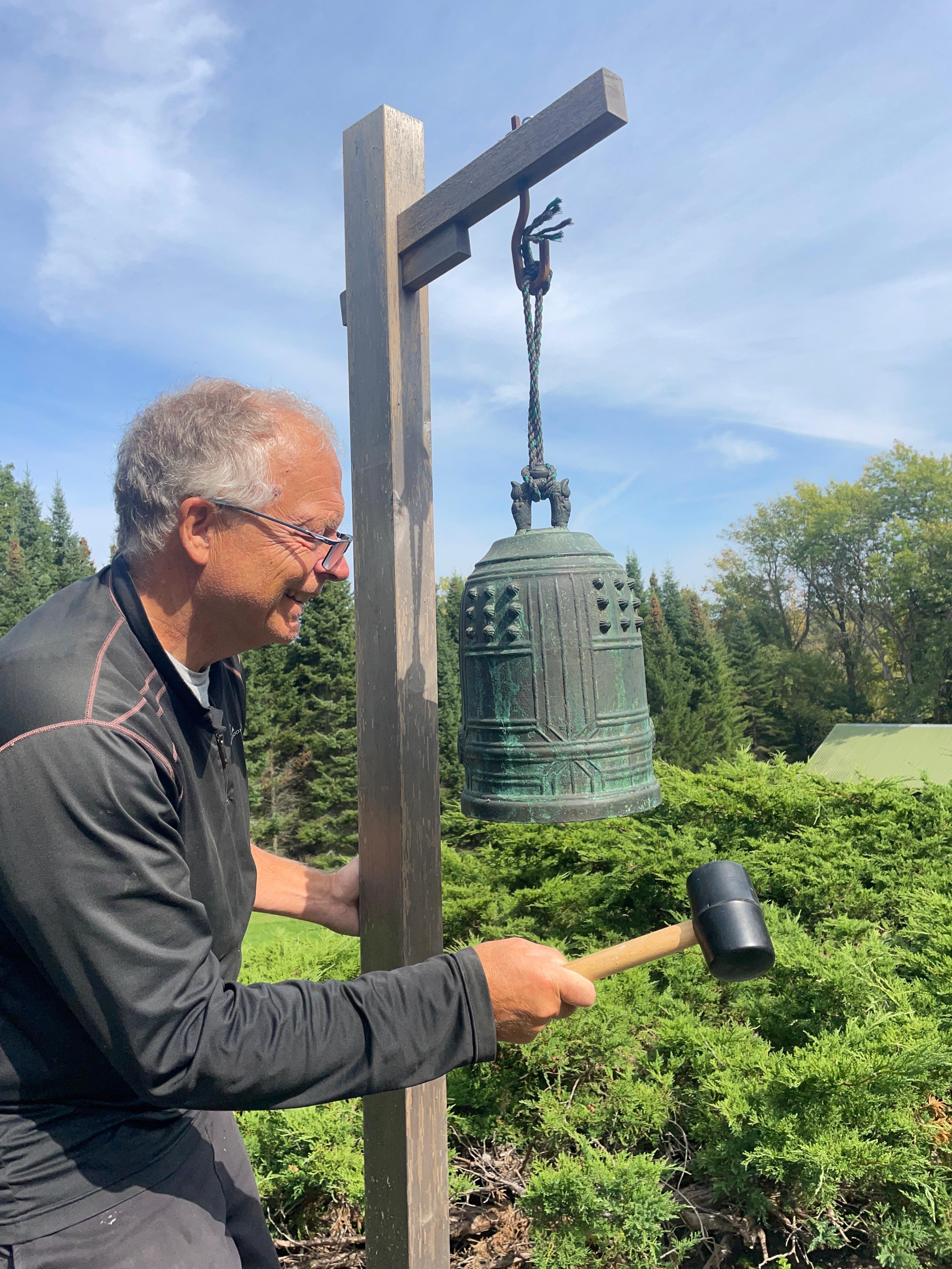 For your special garden setting or indoor display space.

Big Hand Cast Bronze Bell  Bold pleasing sound

Rare one-of-a-kind kanji signatures of patrons.

Beautiful deep resonating ring tones await the new owner of this big one-of-a-kind vintage