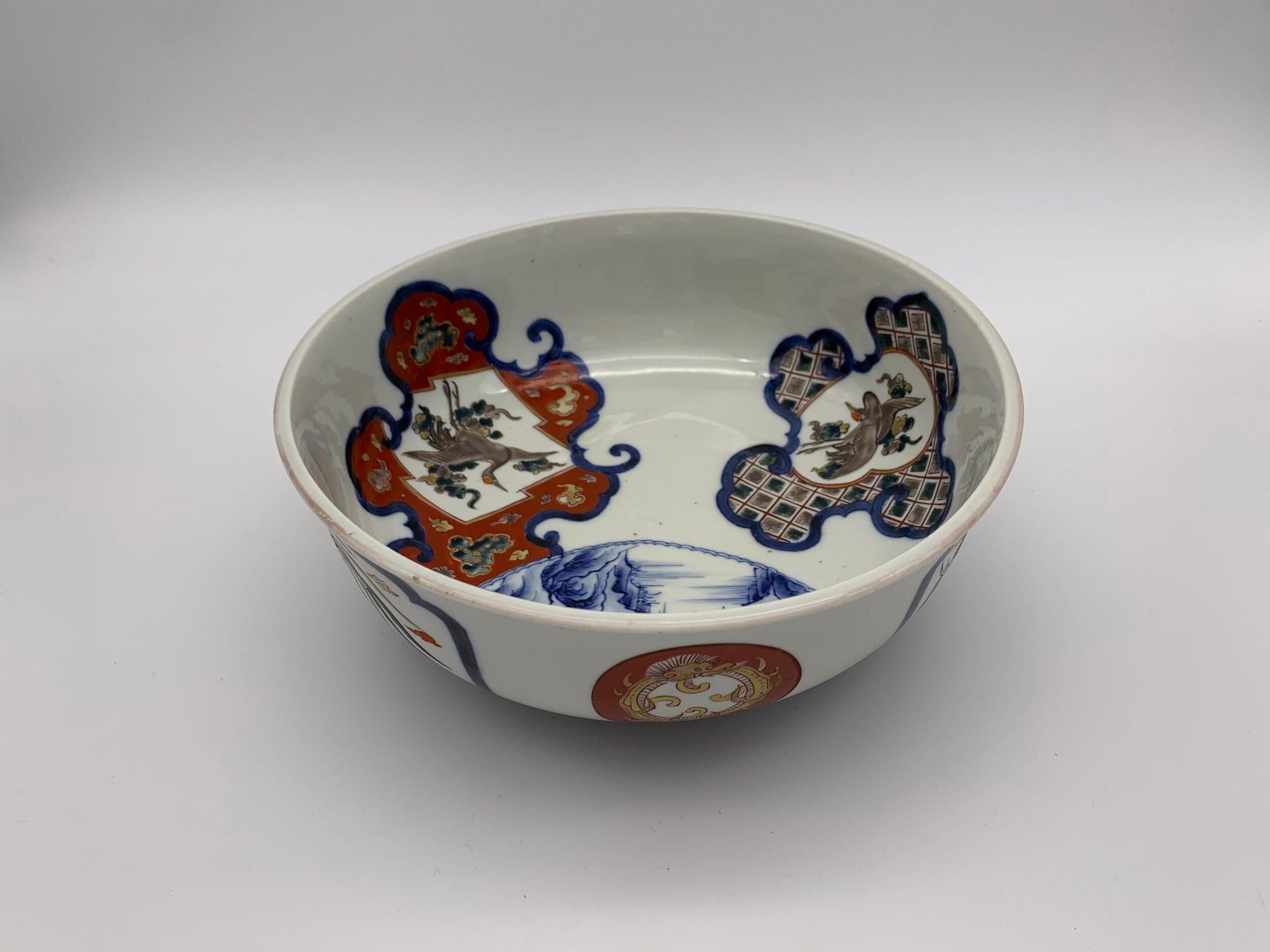 20th Century Japanese Big Serving Bowl Imari Porcelain 1900s Meiji For Sale