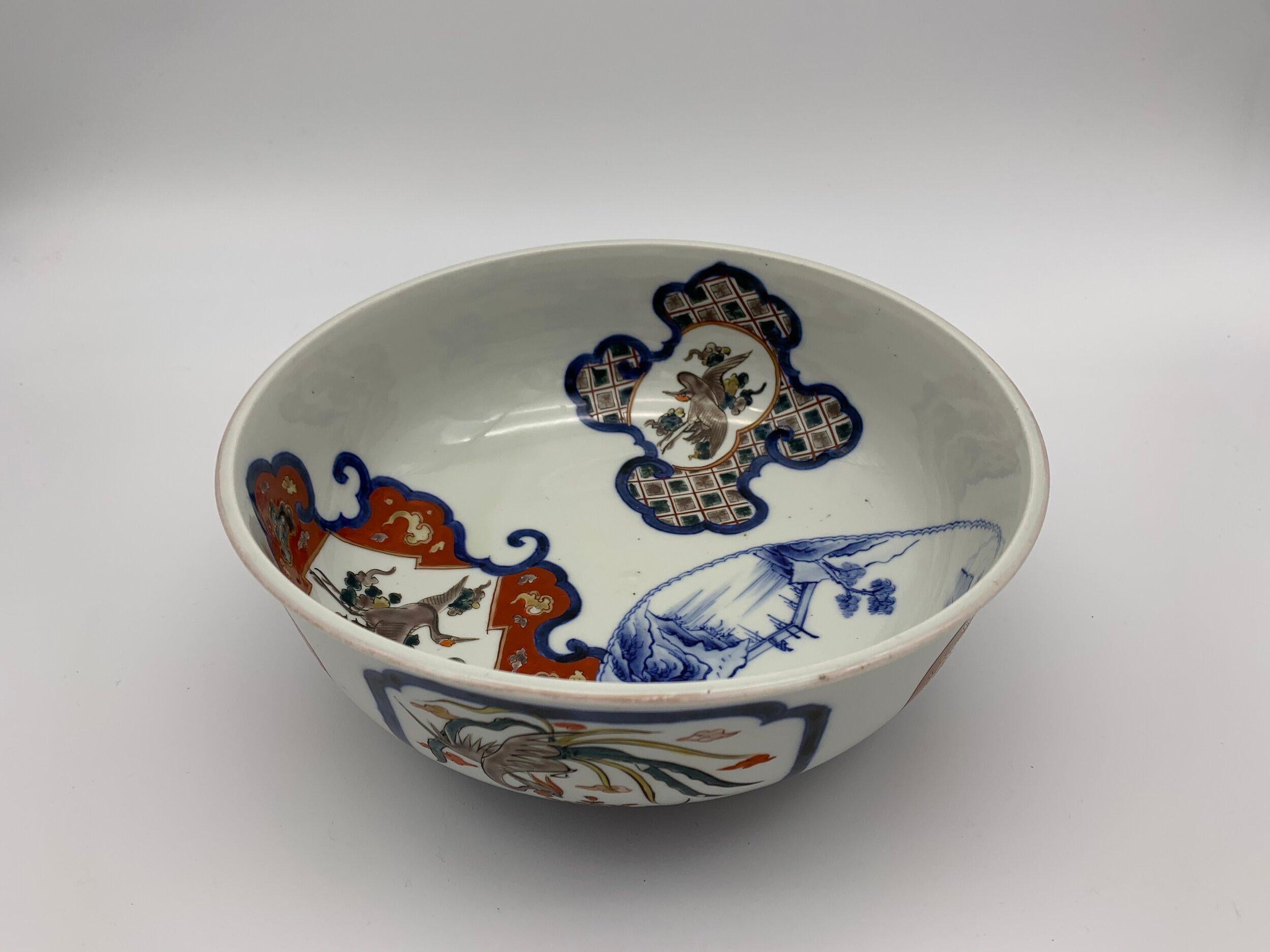 Japanese Big Serving Bowl Imari Porcelain 1900s Meiji For Sale 2
