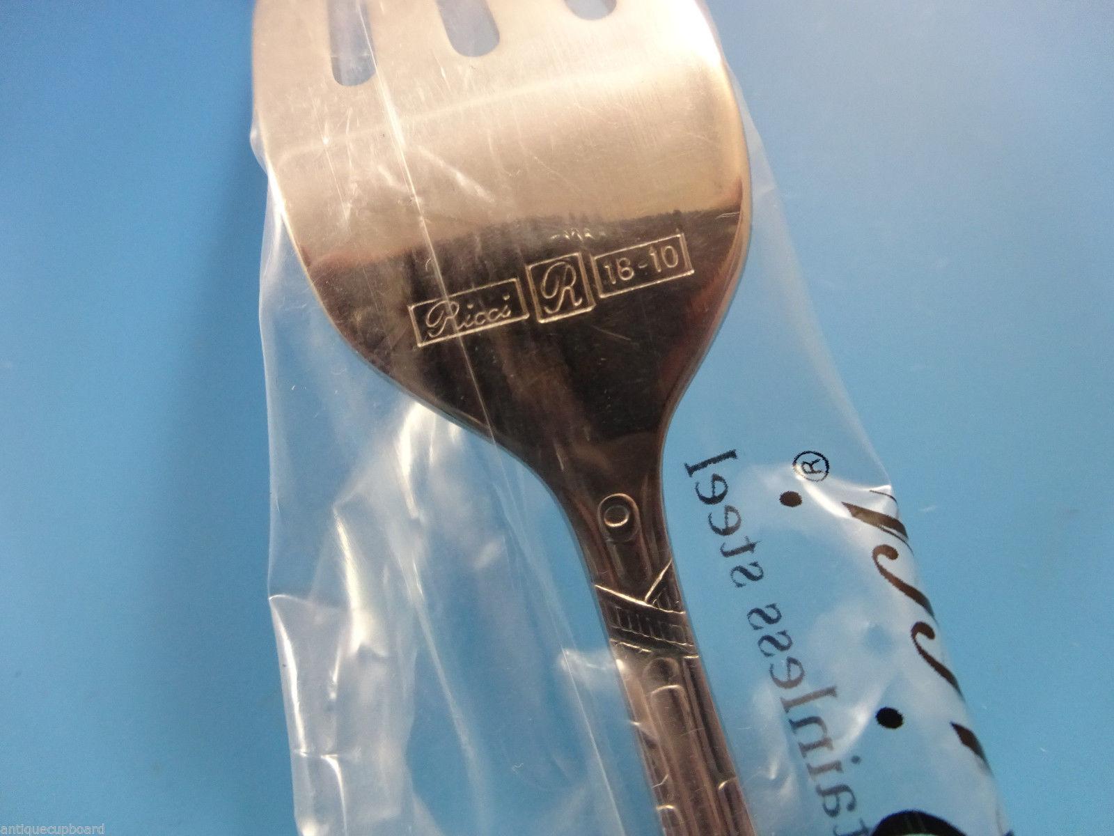 20th Century Japanese Bird Audubon by Ricci Stainless Flatware Set for 8 Service 53 Pcs New