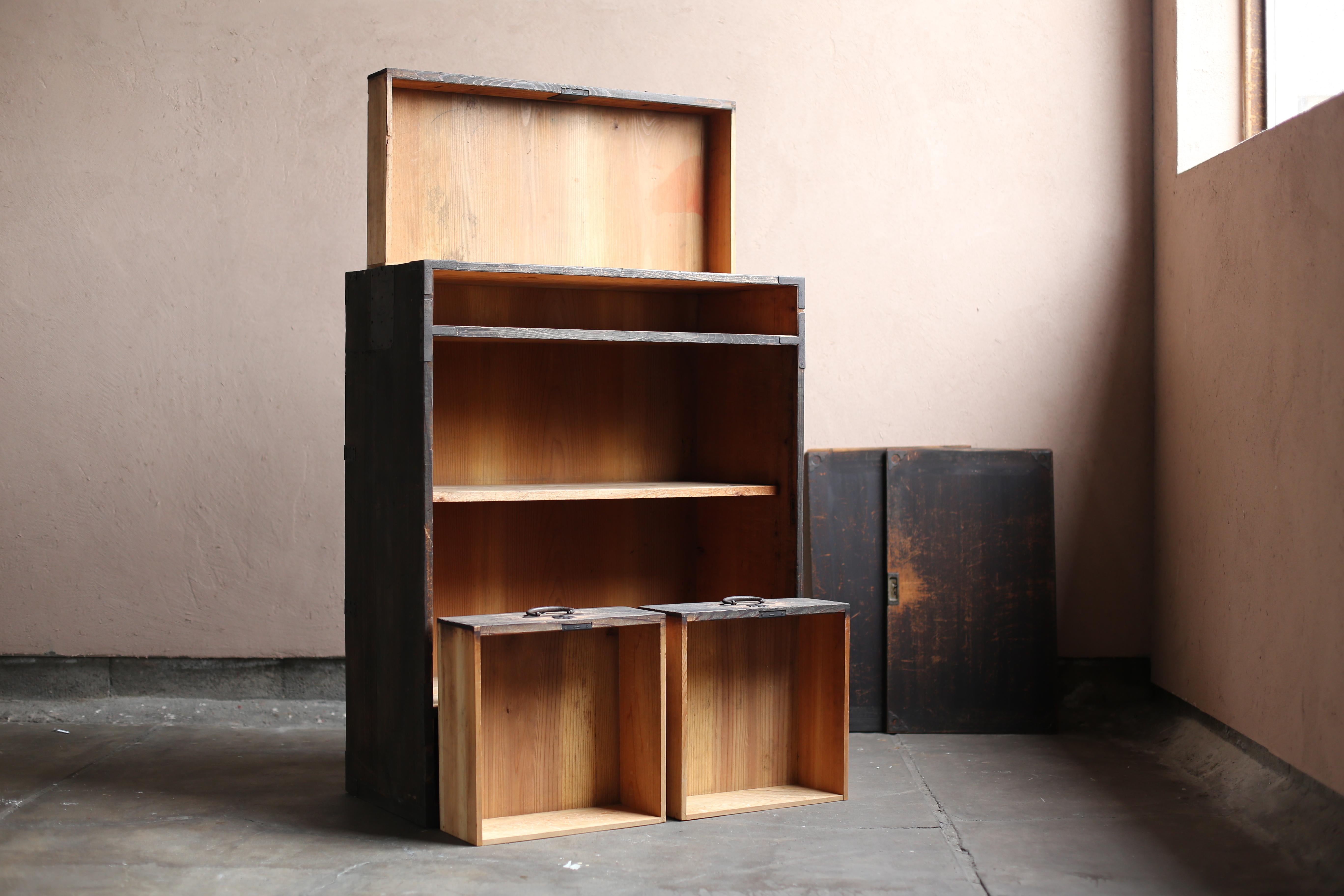 BK Tansu Japonés 1920-1940 / Periodo Showa / Aparador Wabi sabi en venta 6