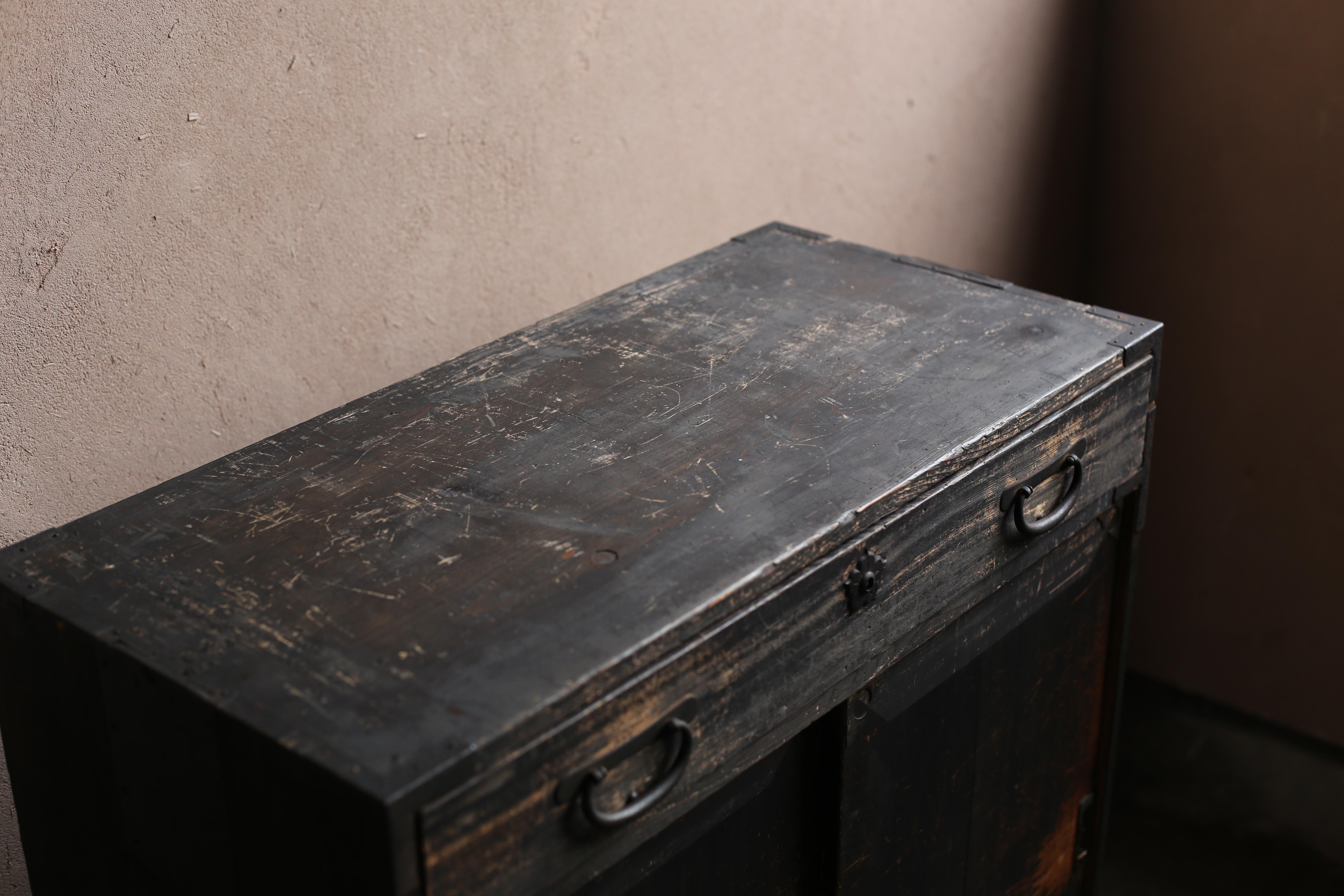 BK Tansu Japonés 1920-1940 / Periodo Showa / Aparador Wabi sabi en venta 3