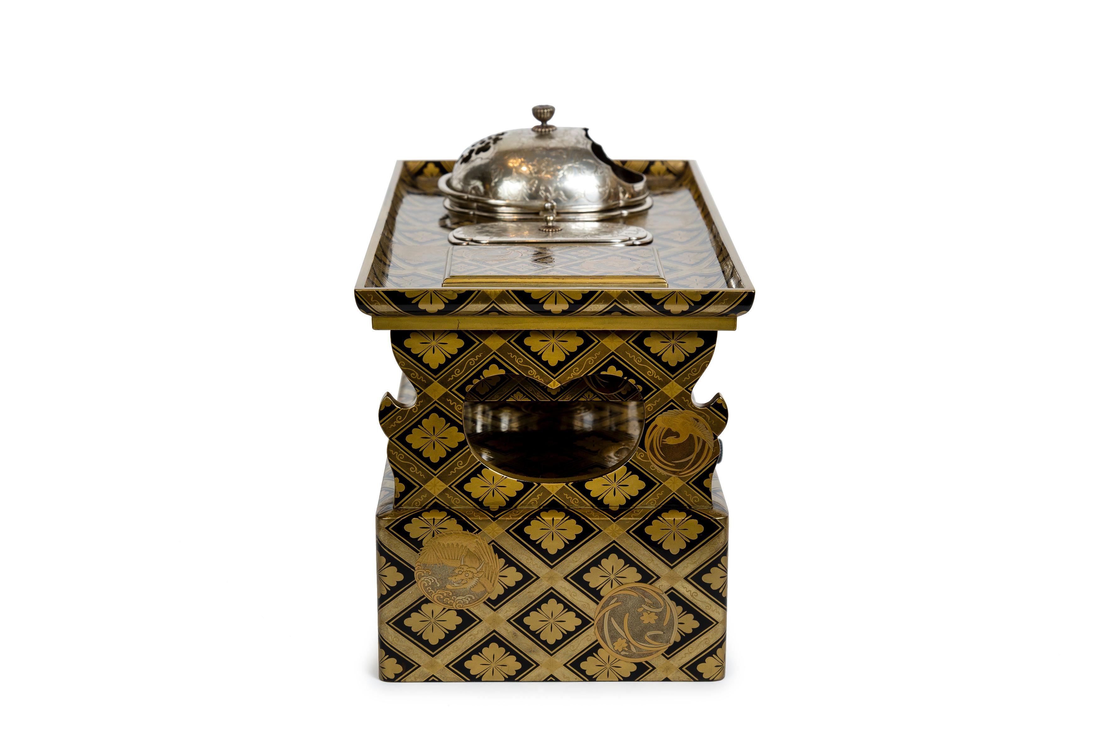 Japanese black and gold lacquer tabako bon or smoking set with silvered bronze 3