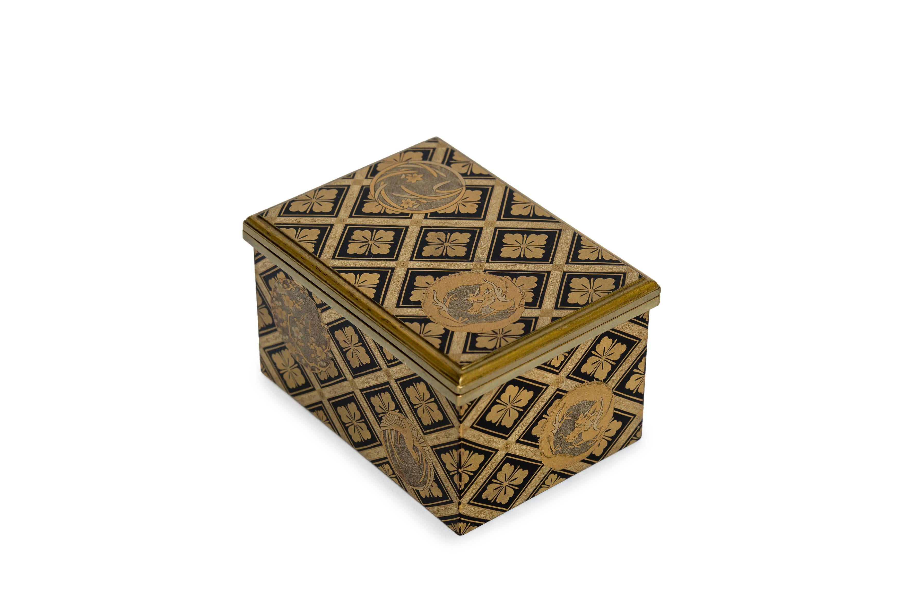 Japanese black and gold lacquer tabako bon or smoking set with silvered bronze 5