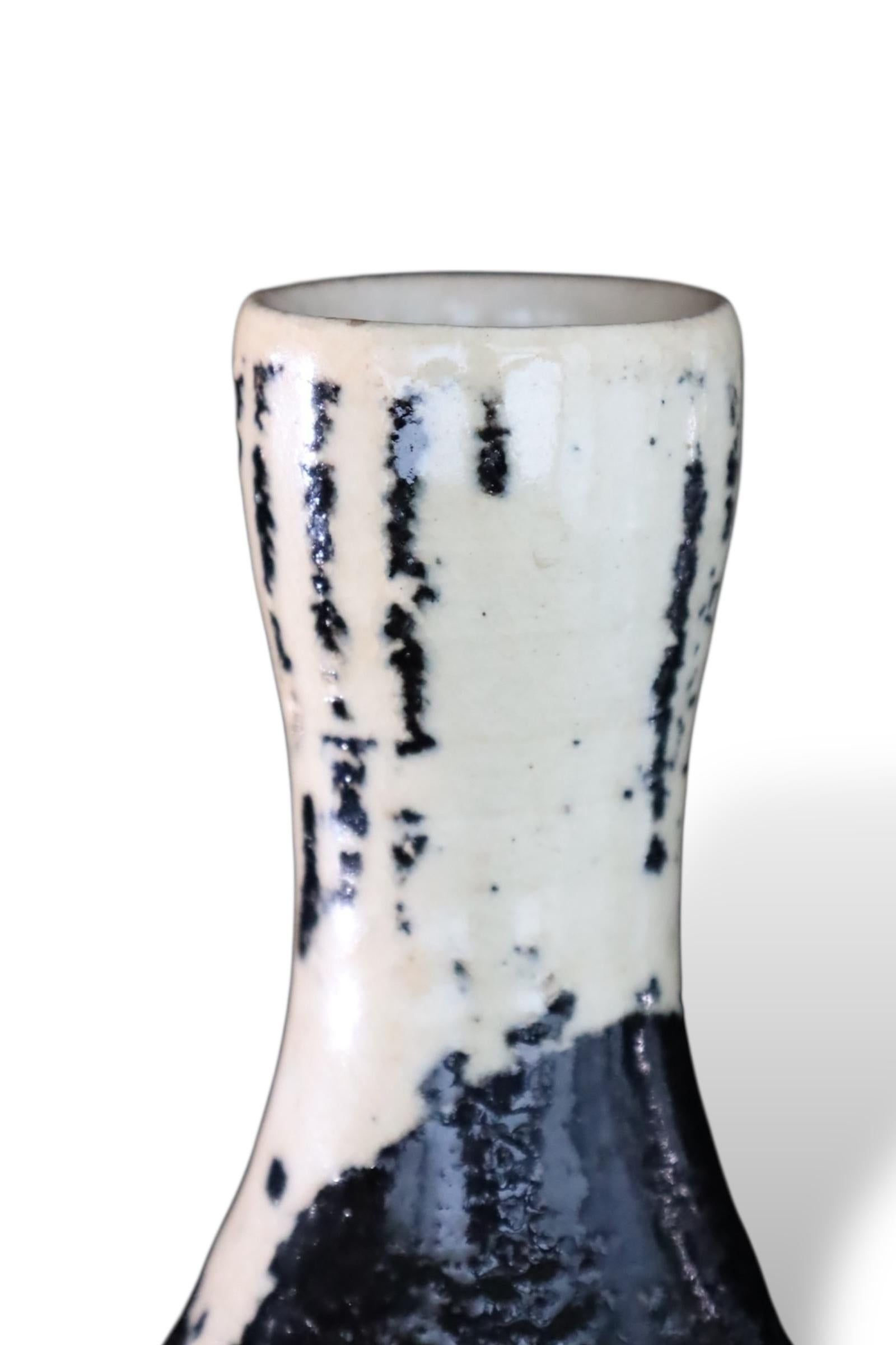 Japanese Black and White Glazed Ceramic Vase with Abstract Botanical Motif For Sale 1