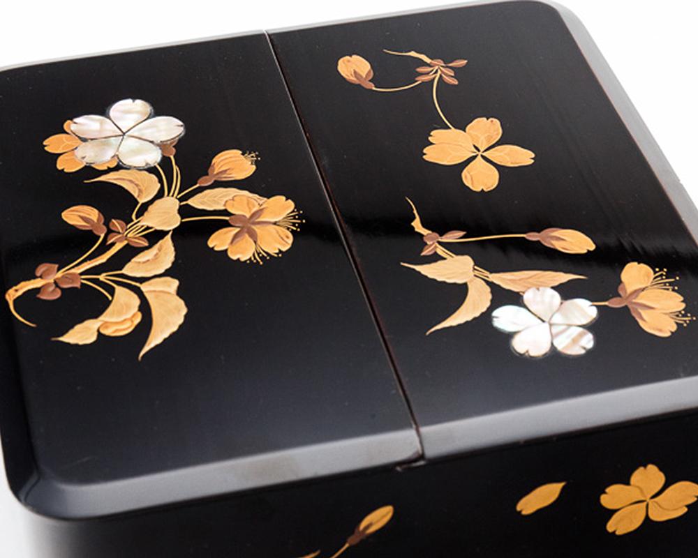 Gilt Japanese Black Lacquer Box with Overlaid Mother of Pearl and Gold Maki-E
