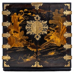 Antique Japanese black Lacquer Cabinet, Late 17th Century